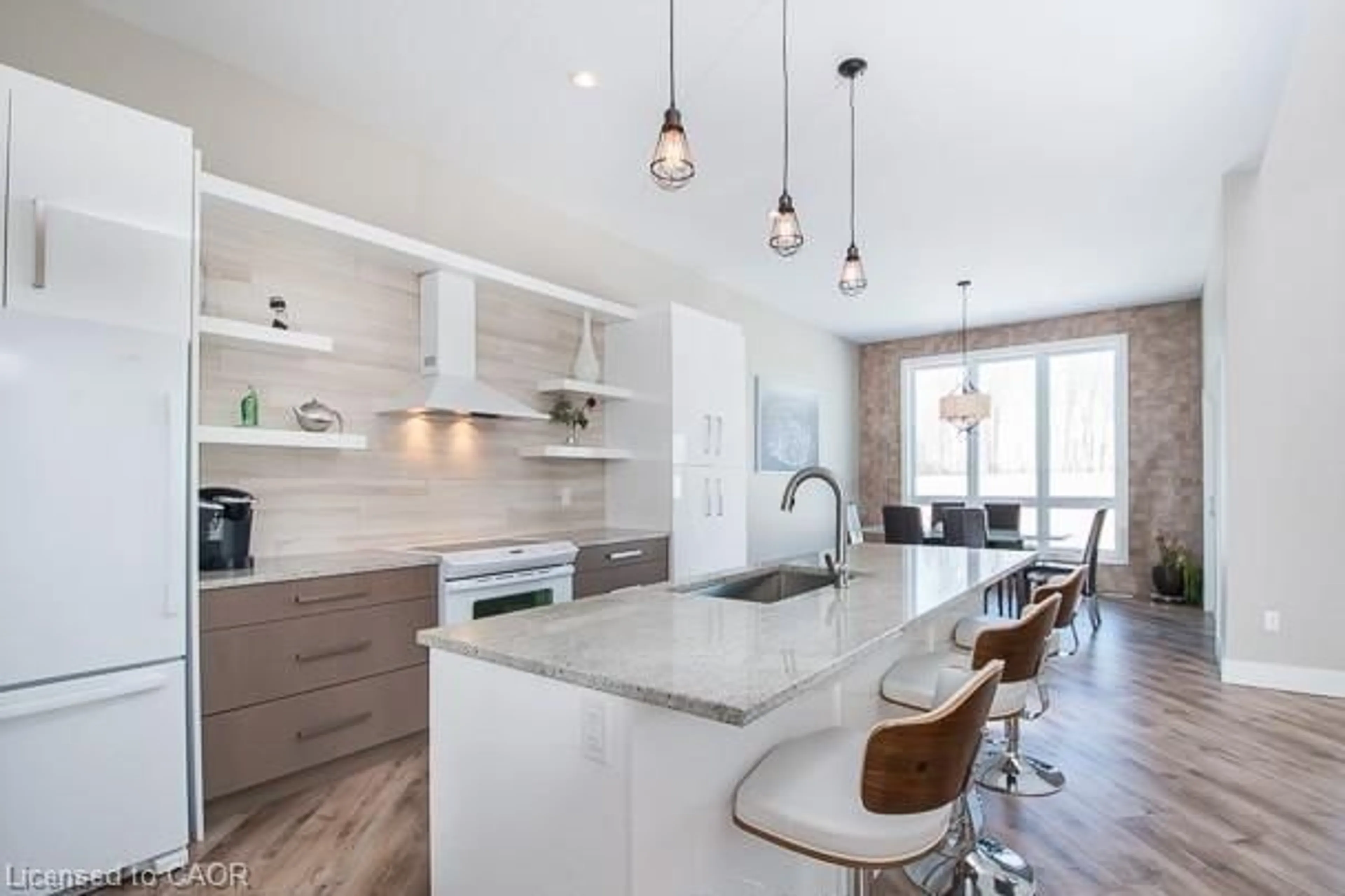 Open concept kitchen, unknown for 613 Sweetbay Cres, Sarnia Ontario N7S 0B3