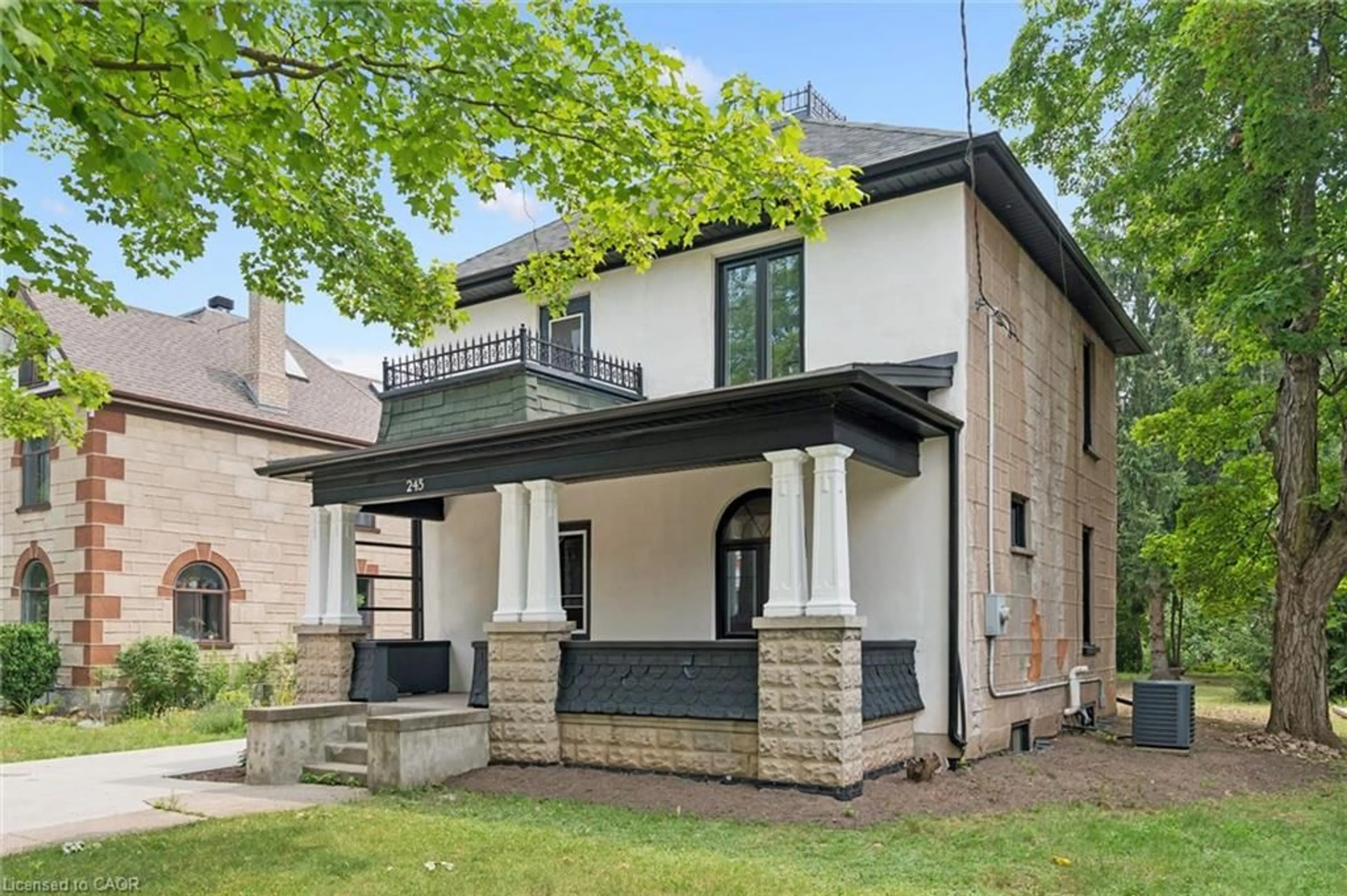 Home with brick exterior material, street for 245 Lowther St, Cambridge Ontario N3H 1Y6