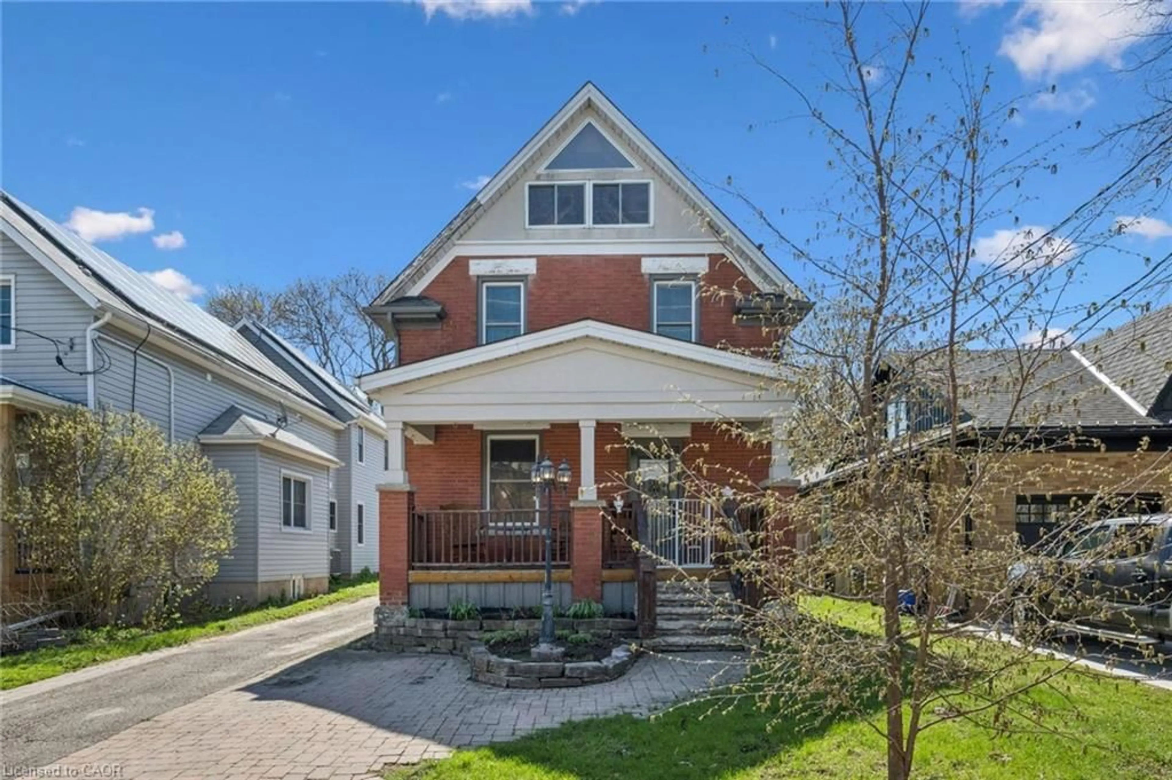 Home with brick exterior material, street for 115 Allen St, Waterloo Ontario N2J 1J5