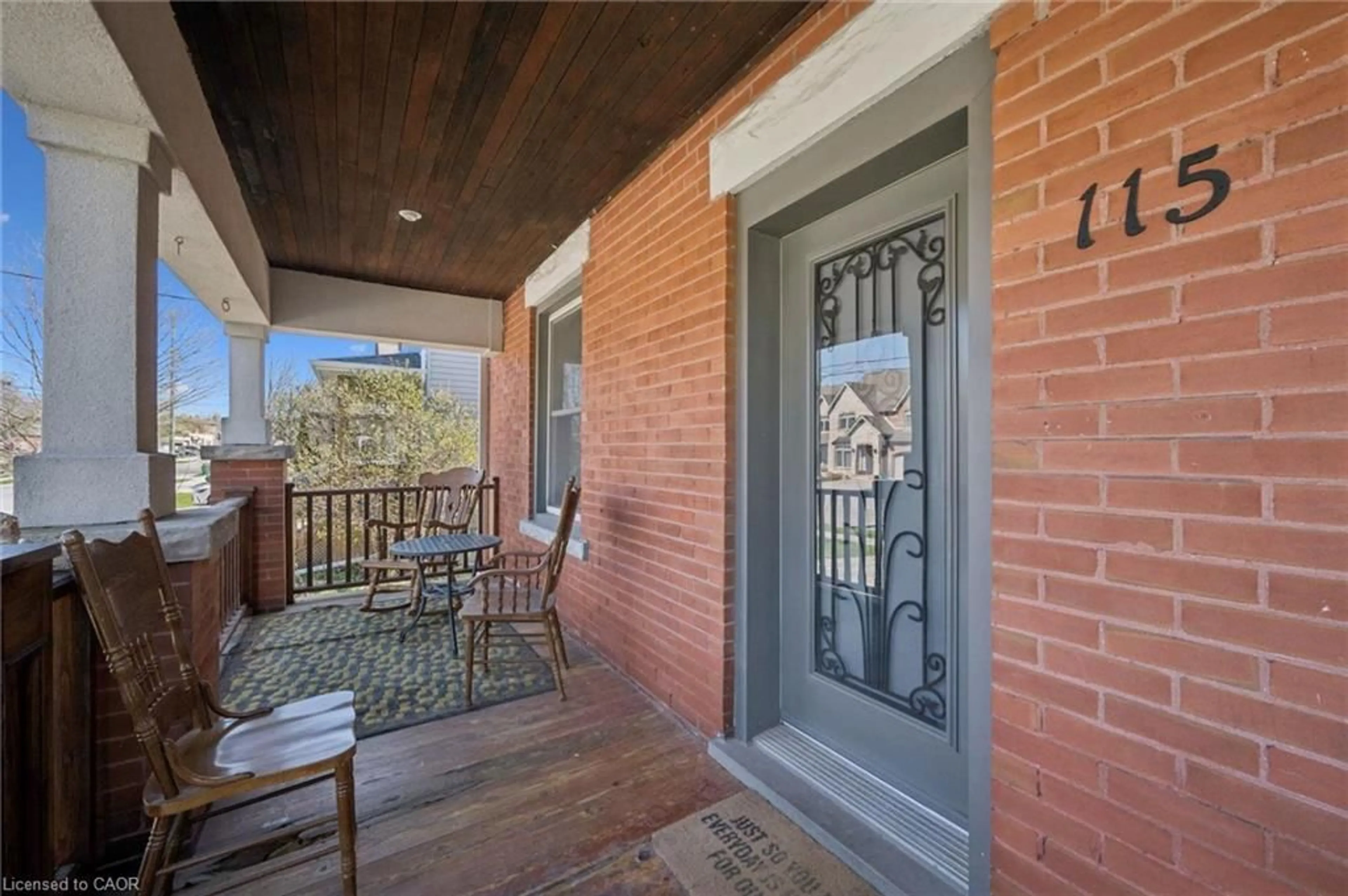 Unknown for 115 Allen St, Waterloo Ontario N2J 1J5