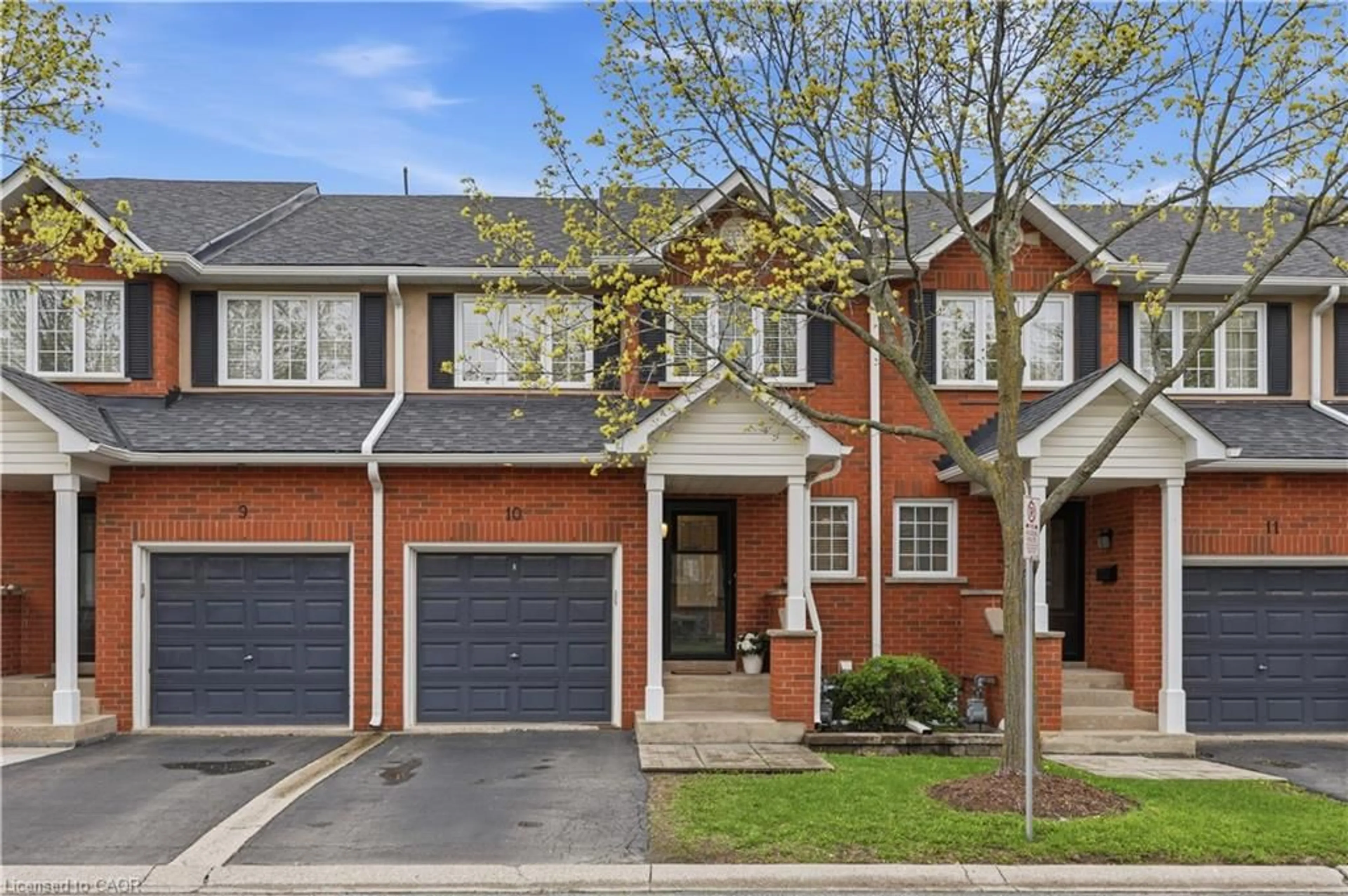 Home with brick exterior material, street for 2880 Headon Forest Dr #10, Burlington Ontario L7M 4H2