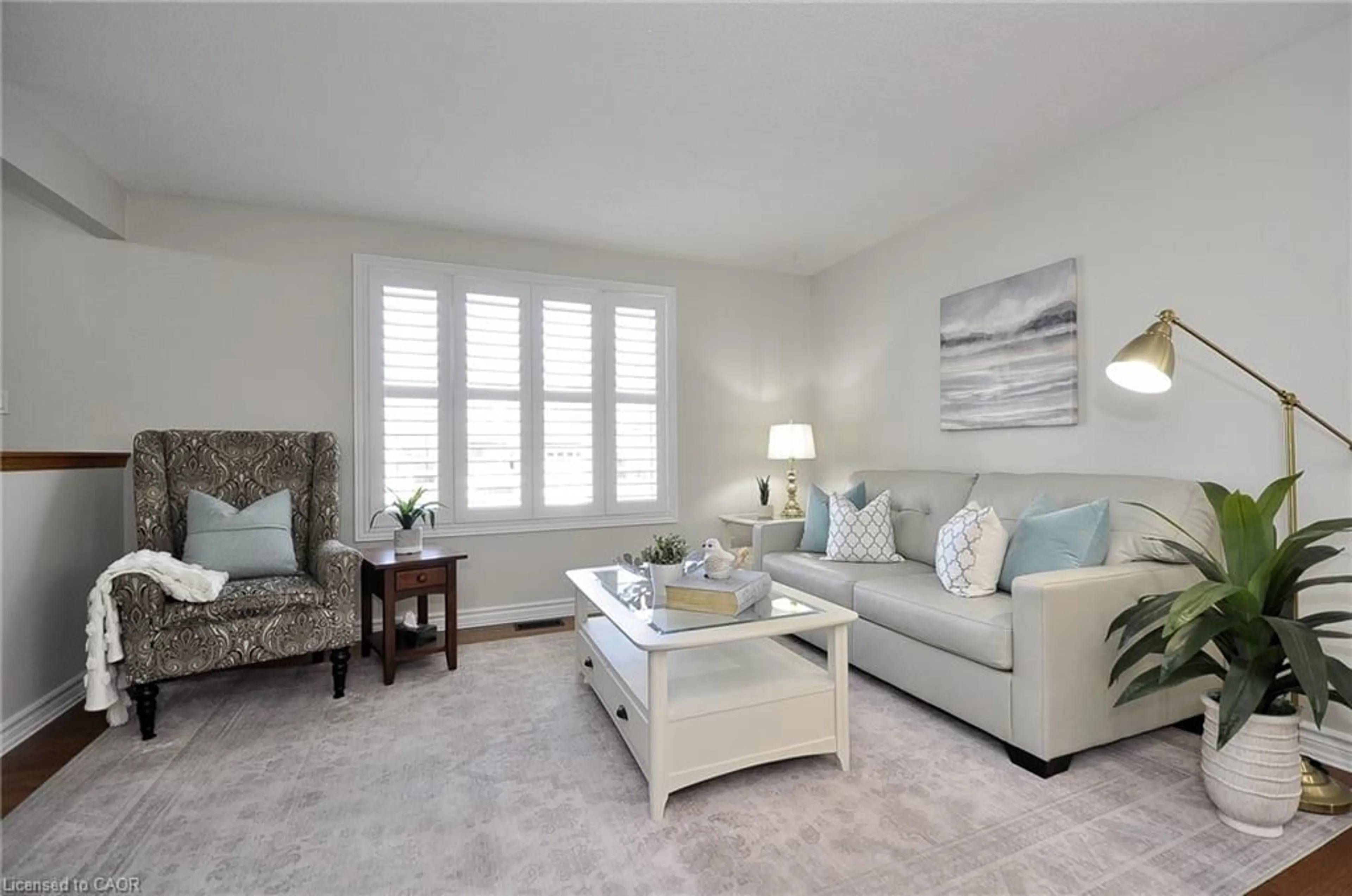 Living room with furniture, unknown for 95 Barnicke Dr, Cambridge Ontario N3C 3M2