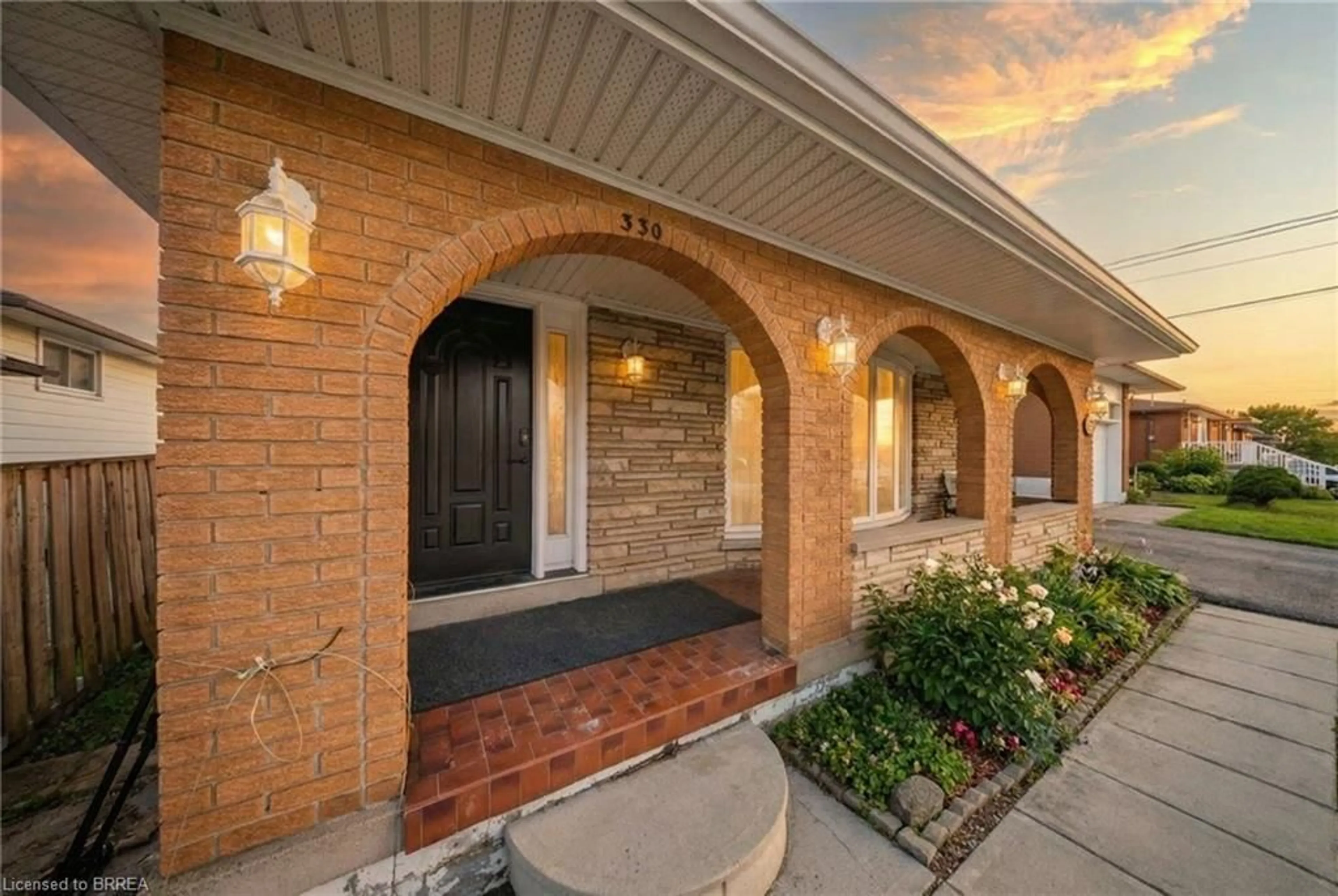 Home with brick exterior material, street for 330 East 18th St, Hamilton Ontario L9A 4P8