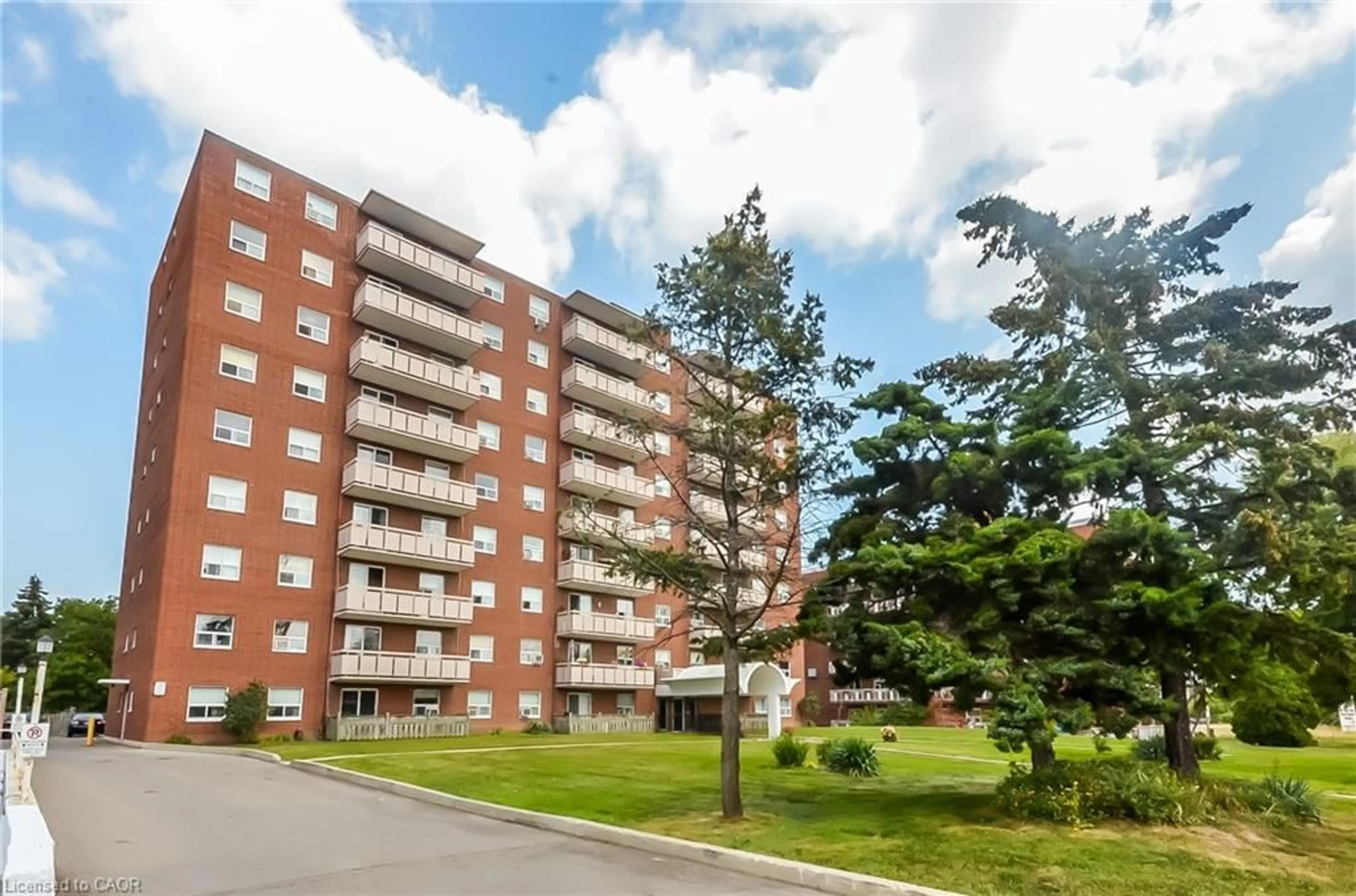 Unknown for 851 Queenston Rd #208, Stoney Creek Ontario L8G 1B4