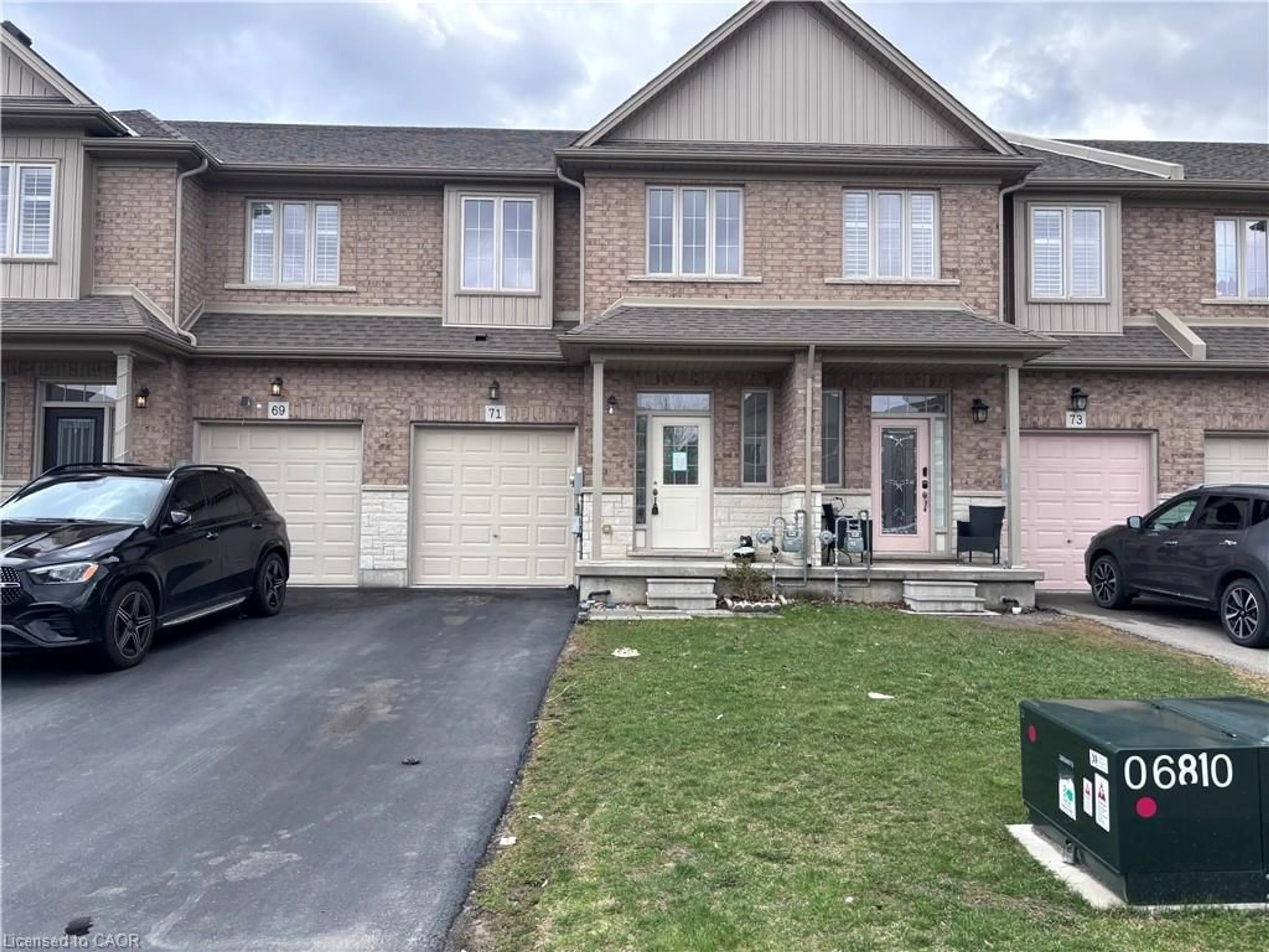 Unknown for 71 Fairgrounds Dr, Binbrook Ontario L0R 1C0