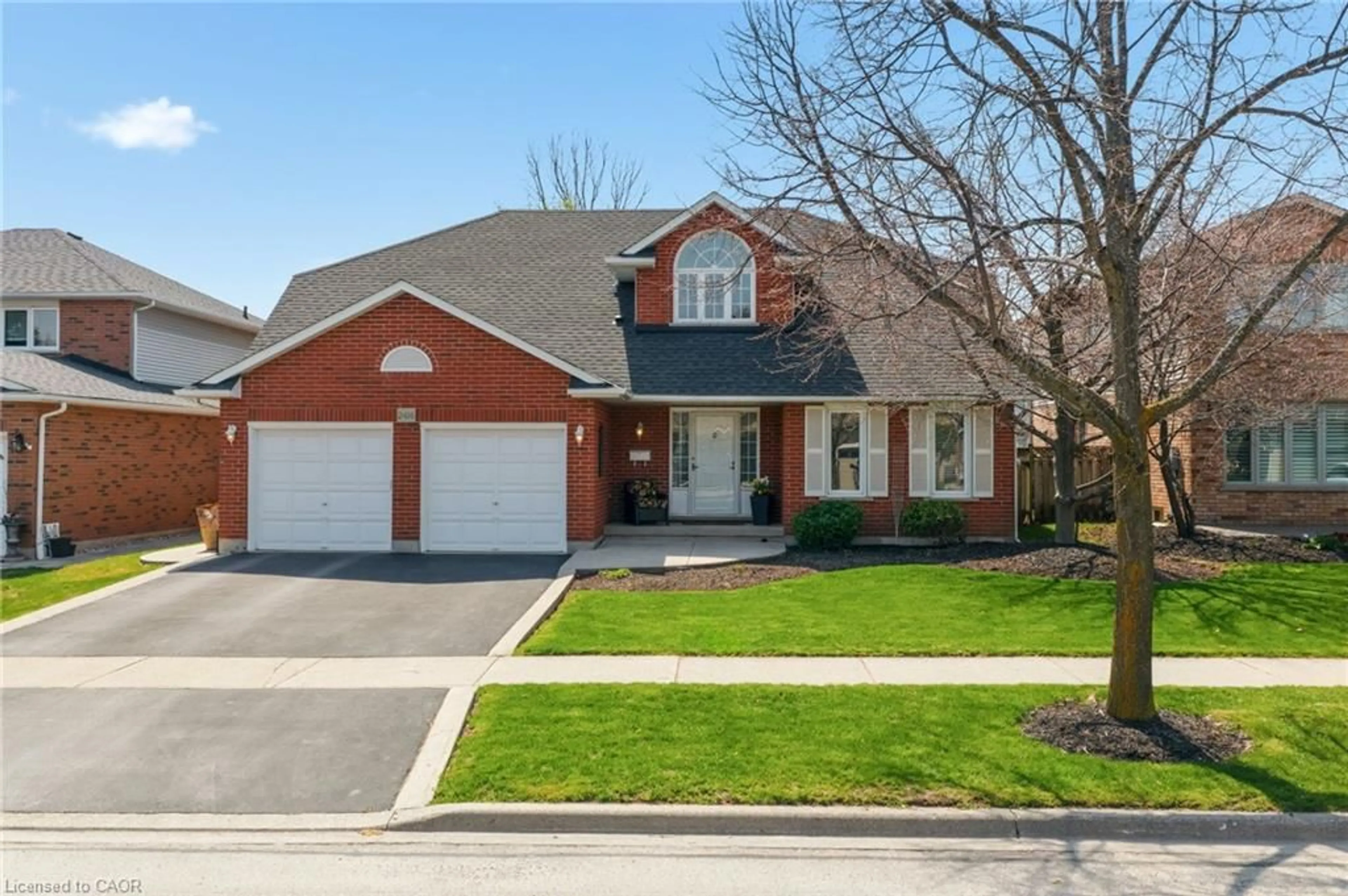 Home with brick exterior material, street for 2416 Baxter Cres, Burlington Ontario L7M 4A1