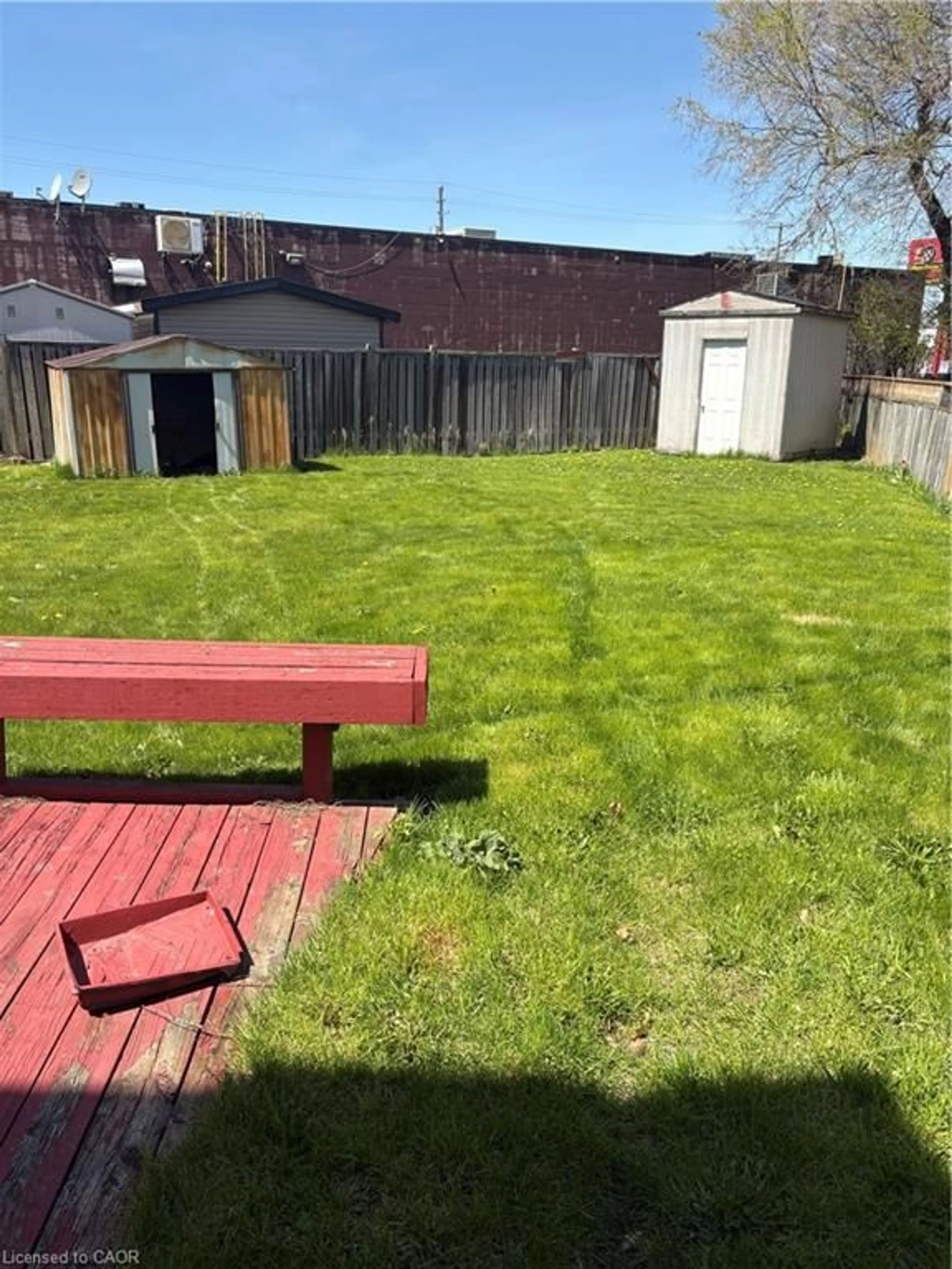 Unknown for 116 Gainsborough Rd, Hamilton Ontario L8E 1E1