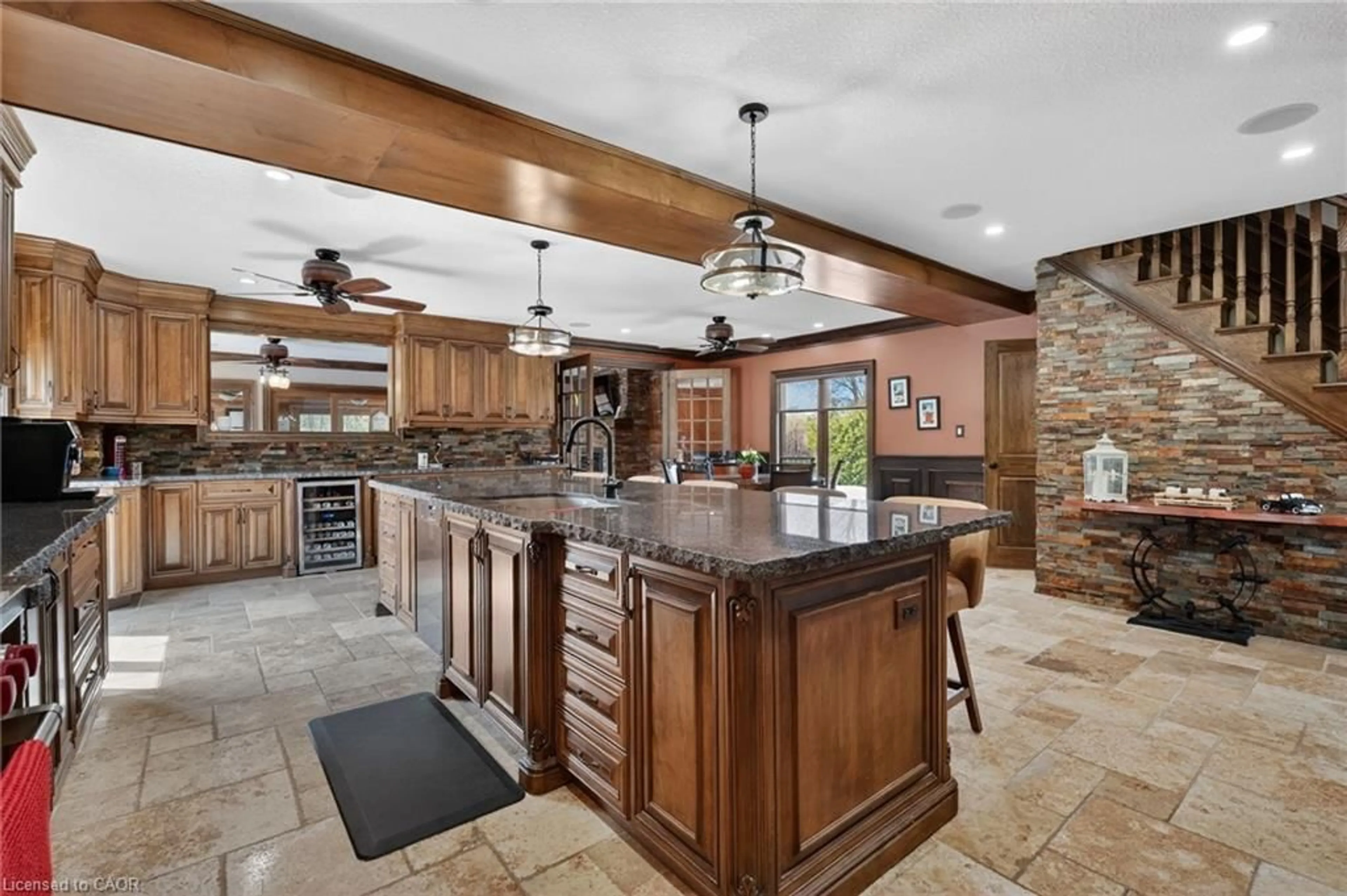 Open concept kitchen, ceramic/tile floor for 4354 Mountainview Rd, Beamsville Ontario L3J 2C8
