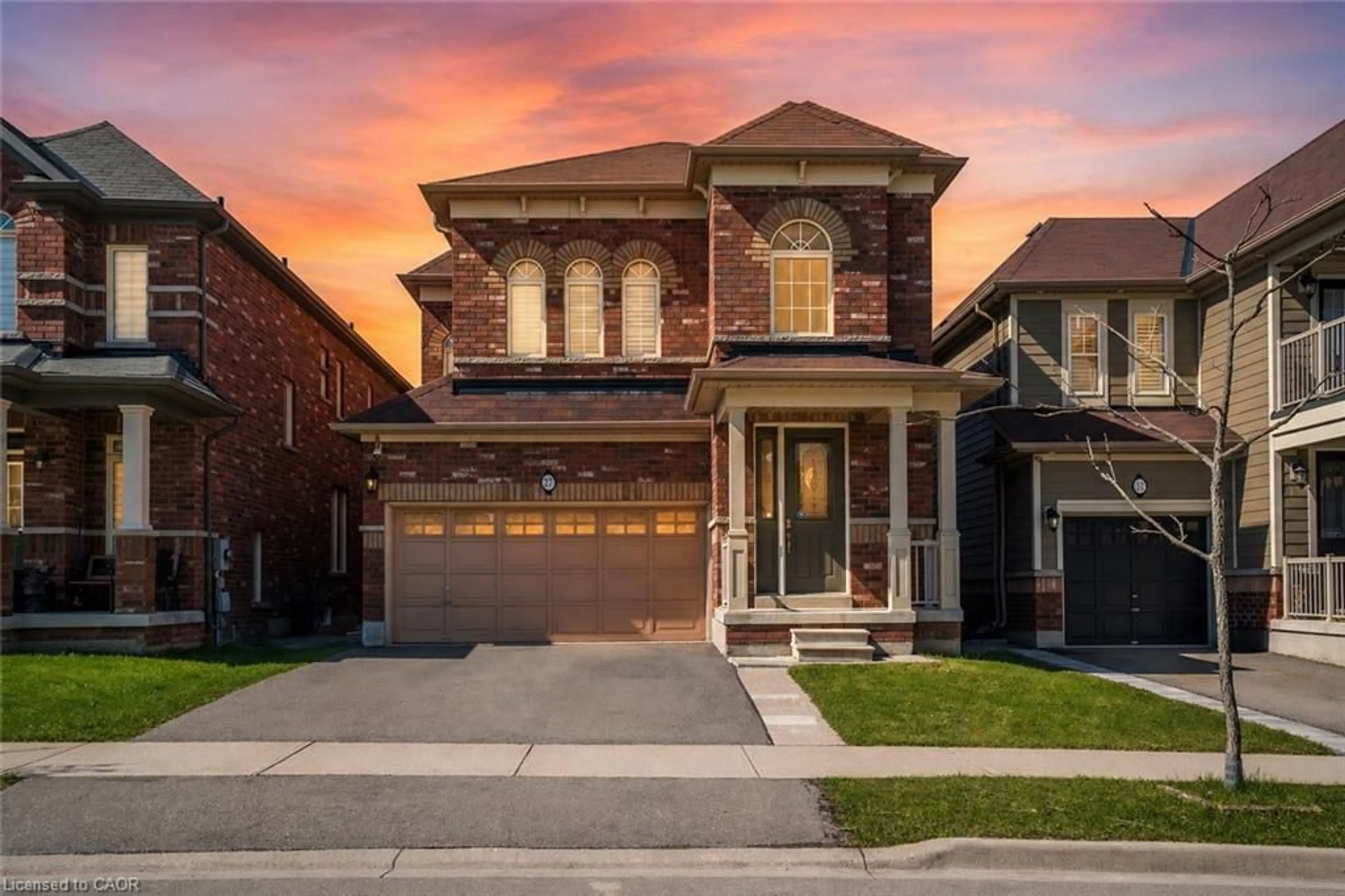 Home with brick exterior material, street for 27 Fingland Cres, Waterdown Ontario L8B 0S8