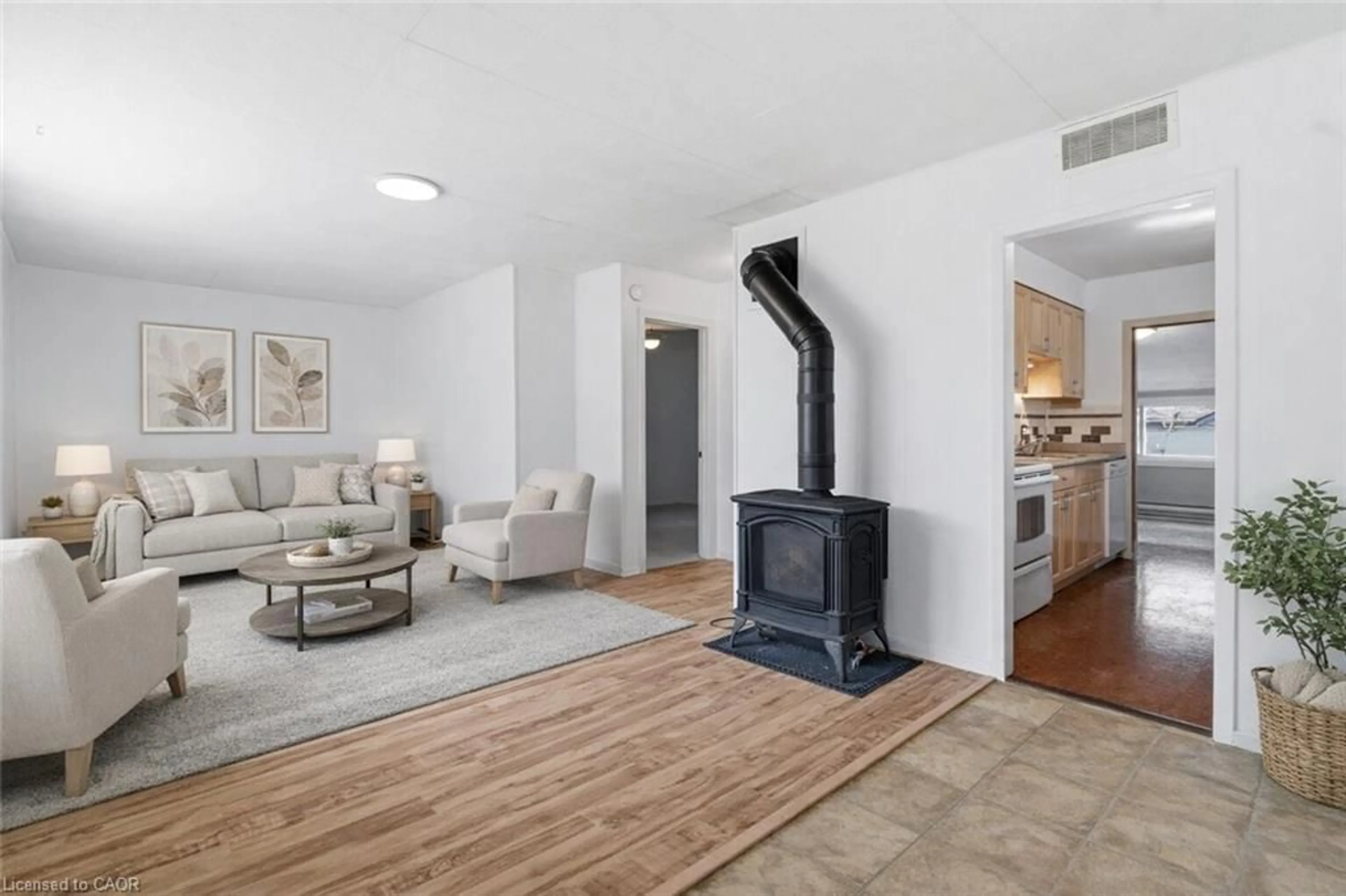 Living room with furniture, unknown for 31 Dunkirk St, Guelph Ontario N1E 4N7