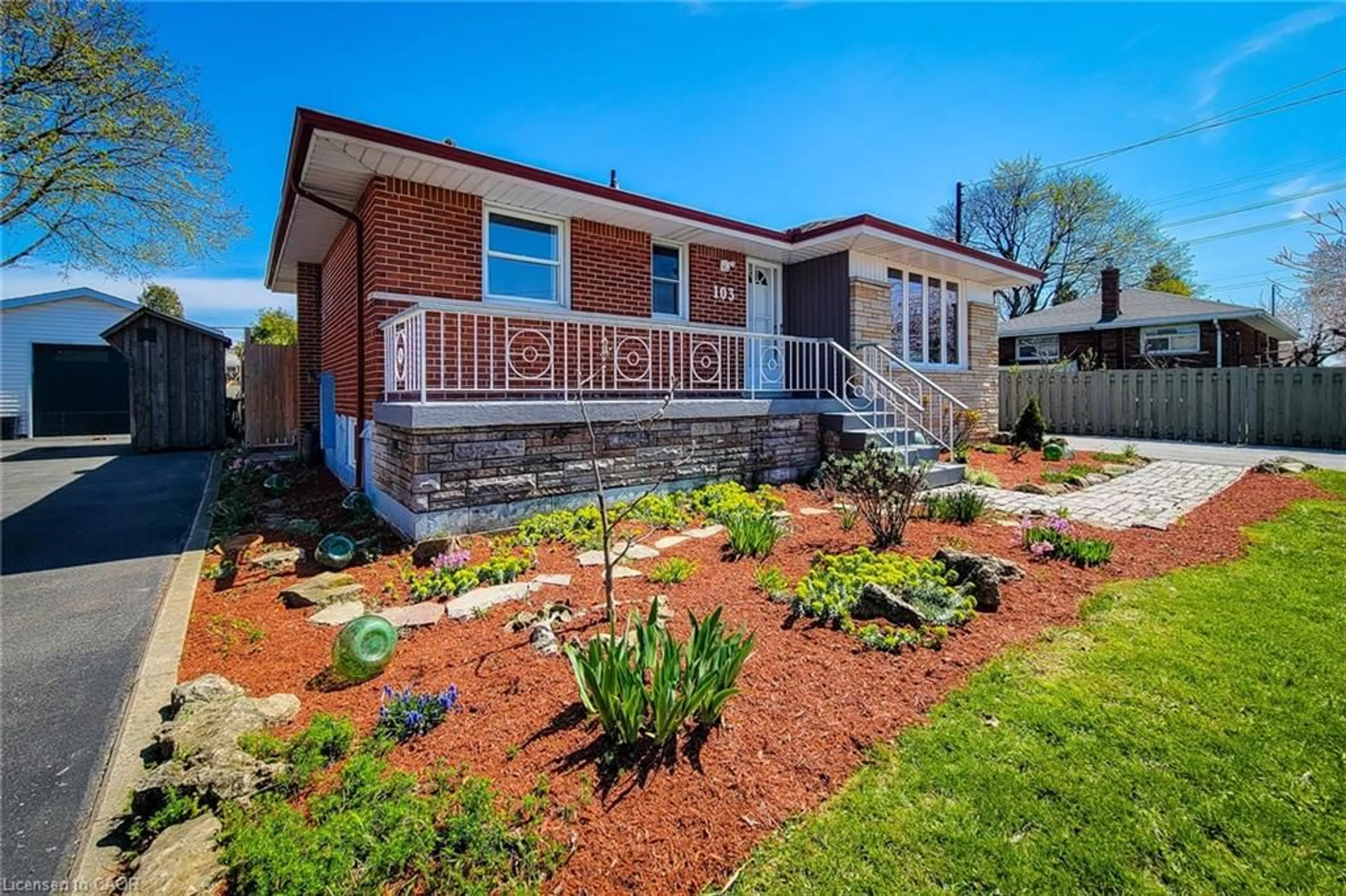 Home with brick exterior material, street for 103 East 45th St, Hamilton Ontario L8T 3J9