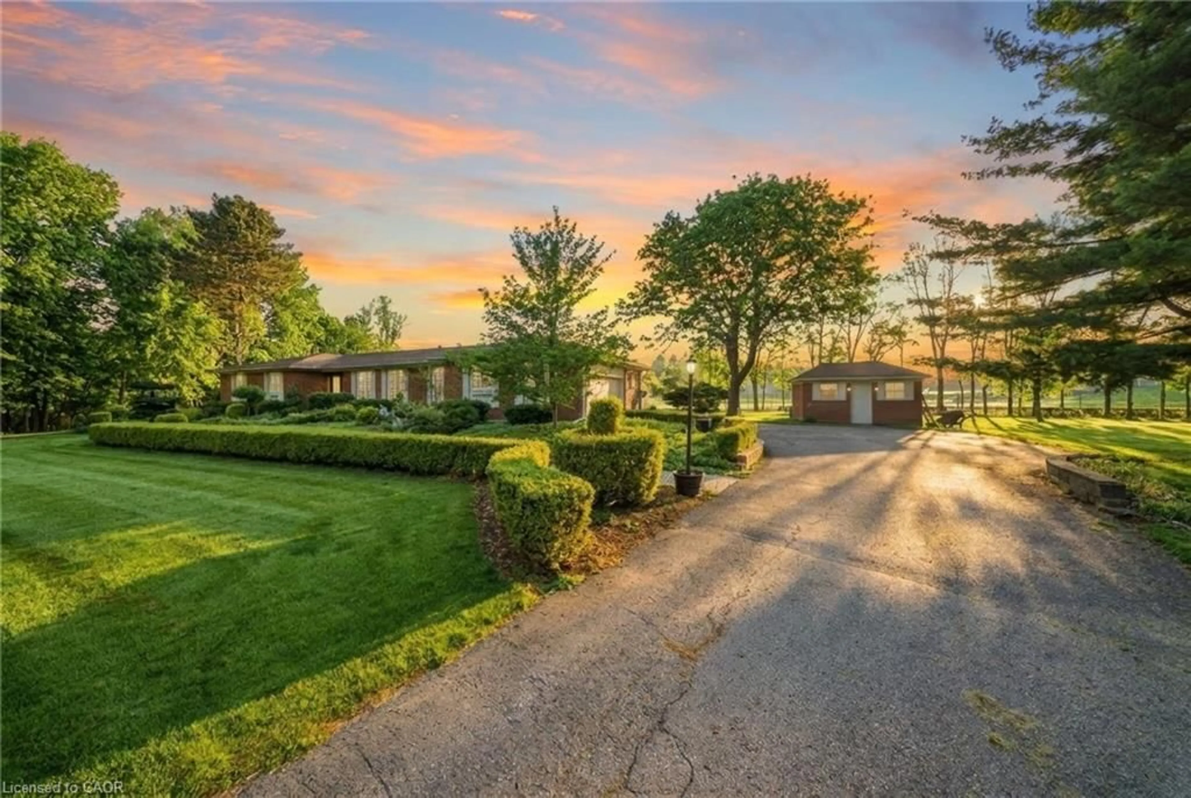 A pic from outside/outdoor area/front of a property/back of a property/a pic from drone, street for 3 Meadowbrook Crt, St. George Ontario N0E 1N0