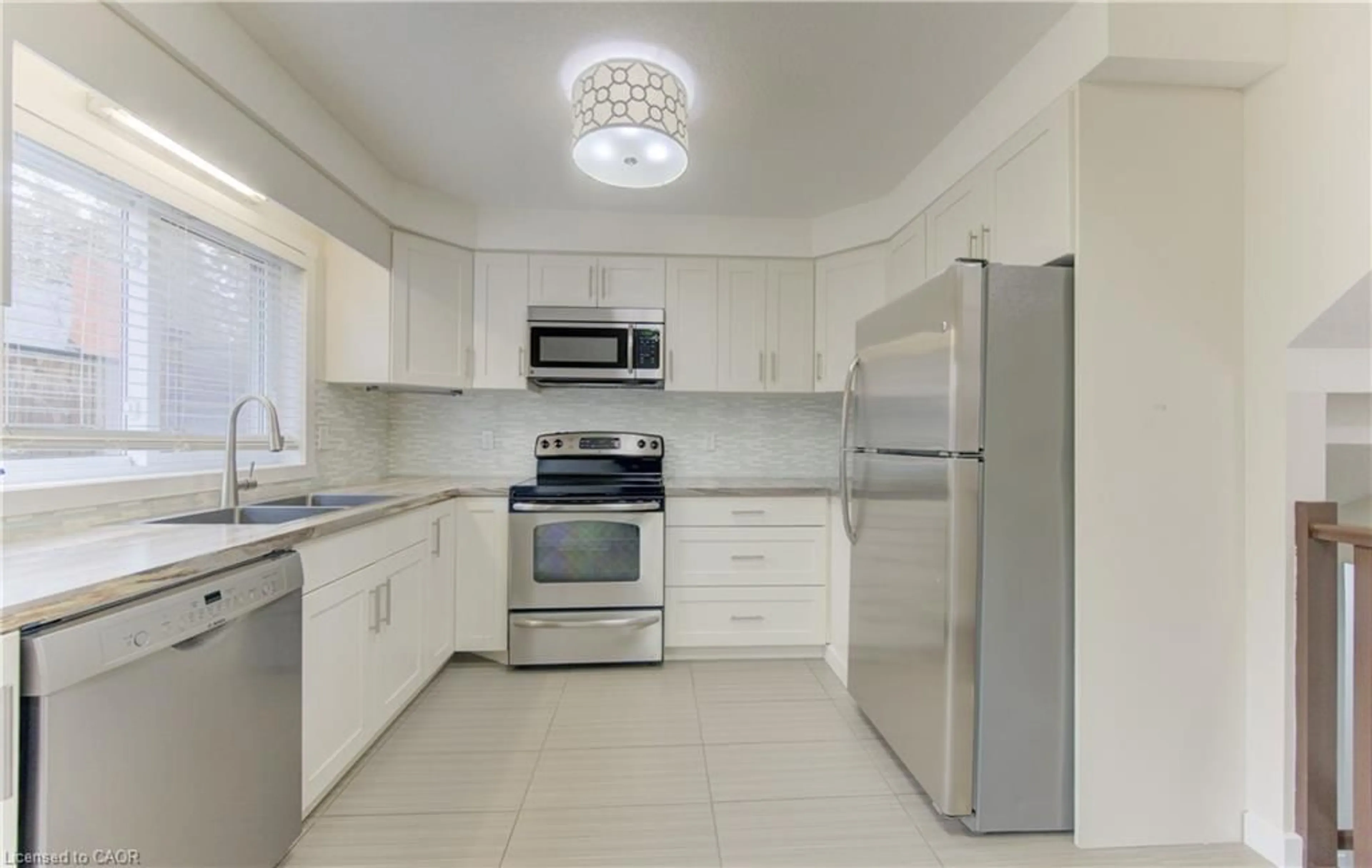 Standard kitchen, ceramic/tile floor for 487 East Ave #2, Kitchener Ontario N2H 0A8