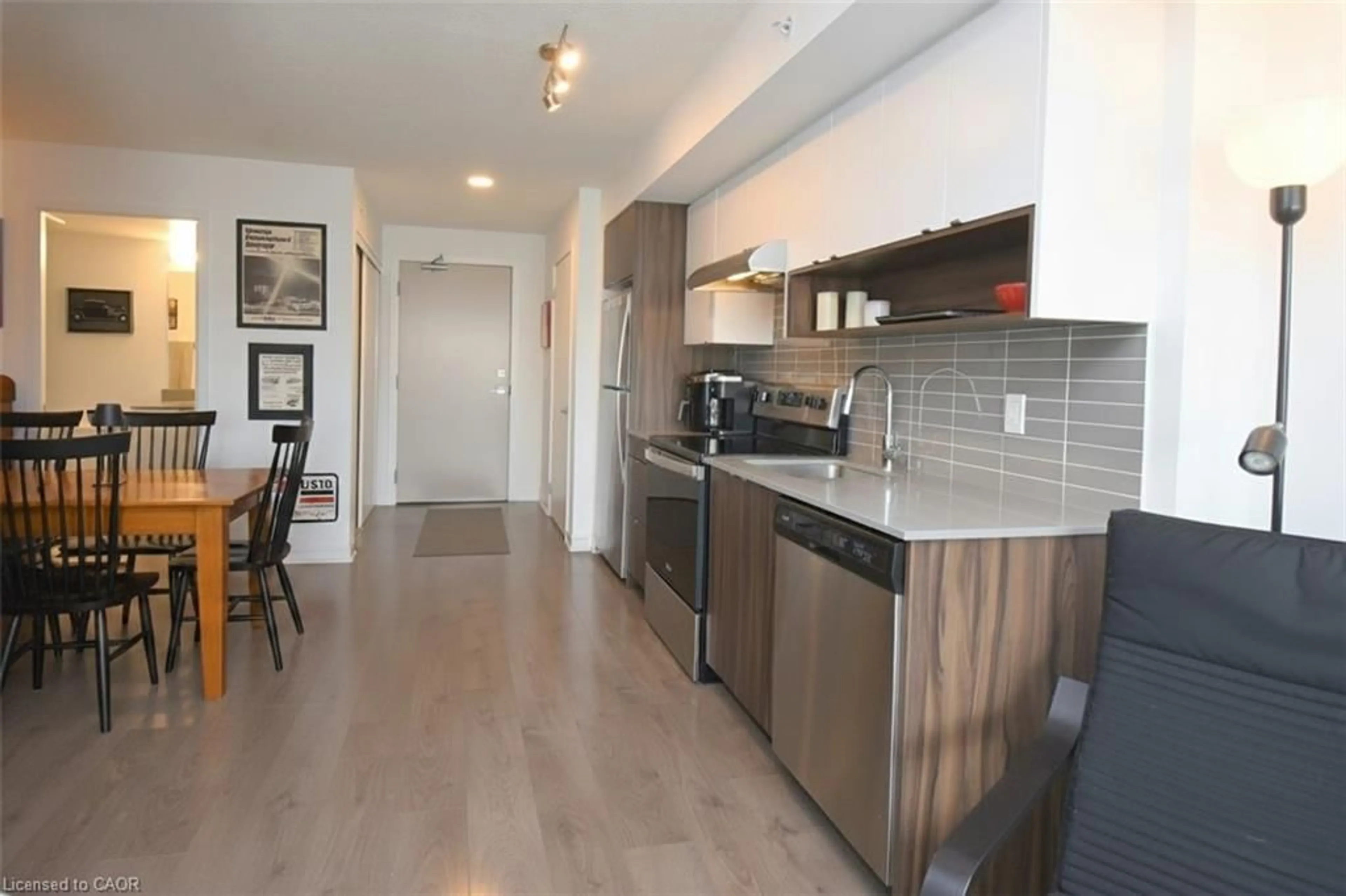 Open concept kitchen, unknown for 1117 Cooke Blvd #A410, Burlington Ontario L7T 0C6
