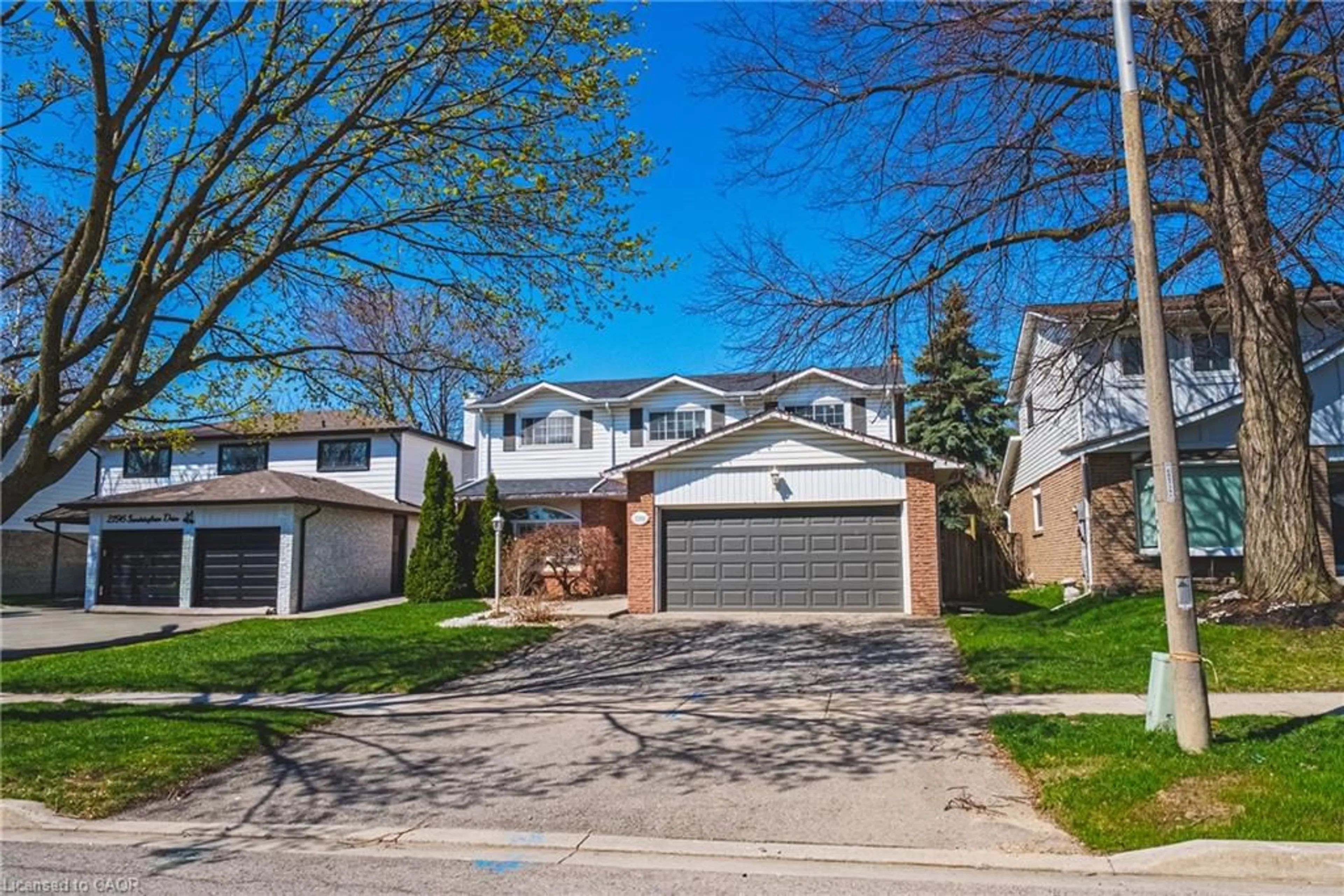 Unknown for 2200 Sandringham Dr, Burlington Ontario L7P 1T9