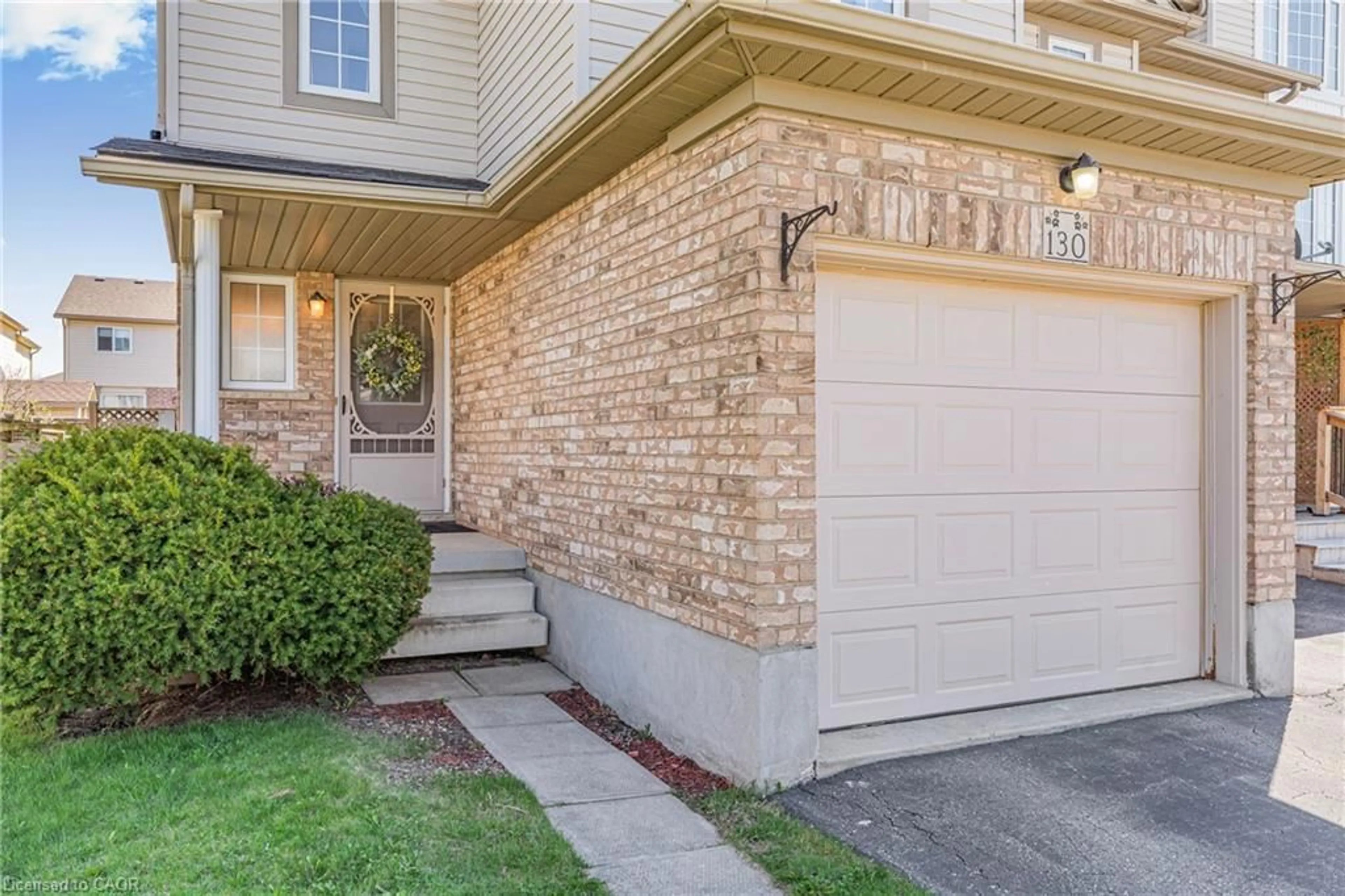 Unknown for 130 Donnenwerth Dr, Kitchener Ontario N2E 4C8