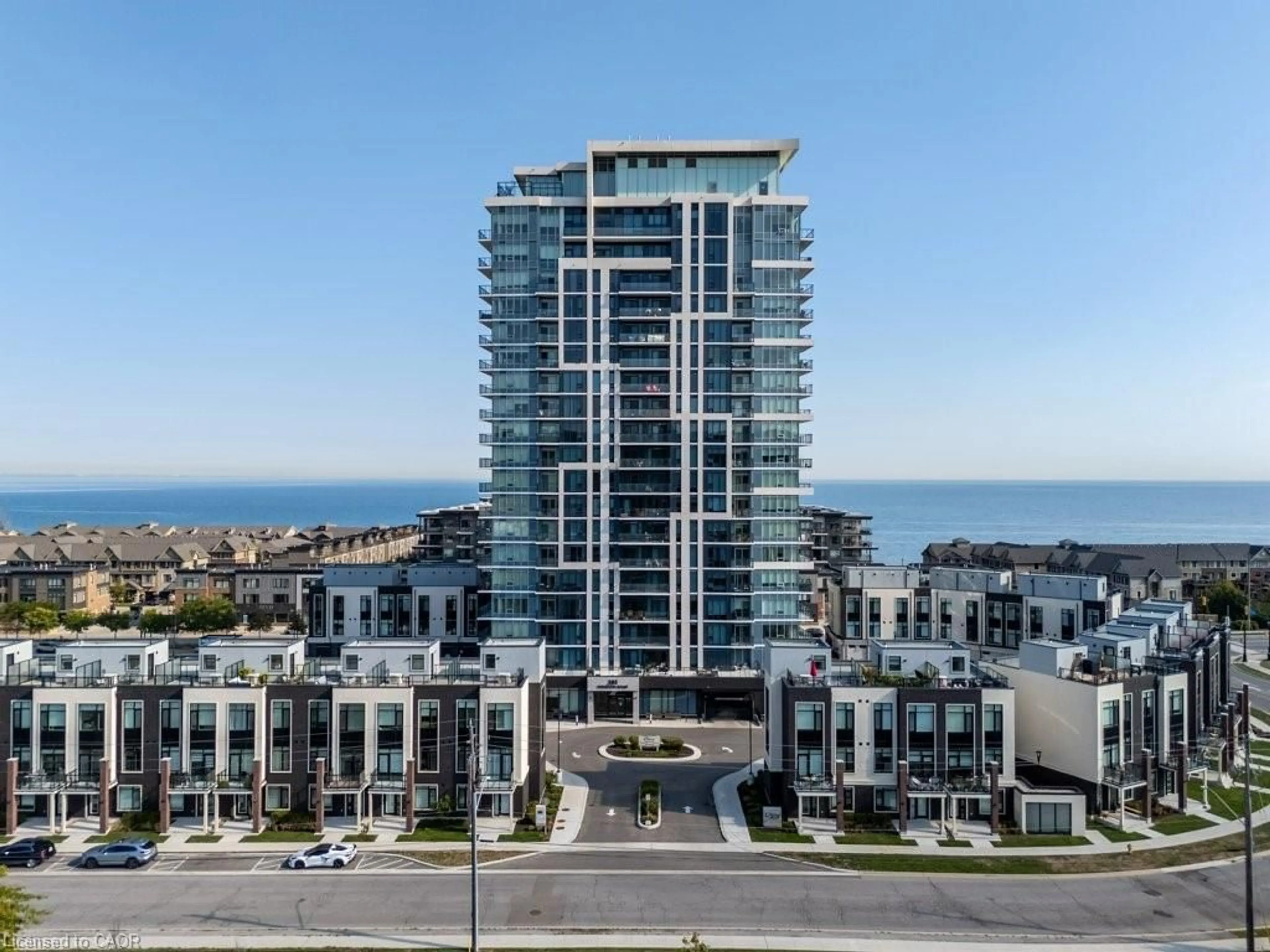 A pic from outside/outdoor area/front of a property/back of a property/a pic from drone, city buildings view from balcony for 385 Winston Rd #1402, Grimsby Ontario L3M 4E8