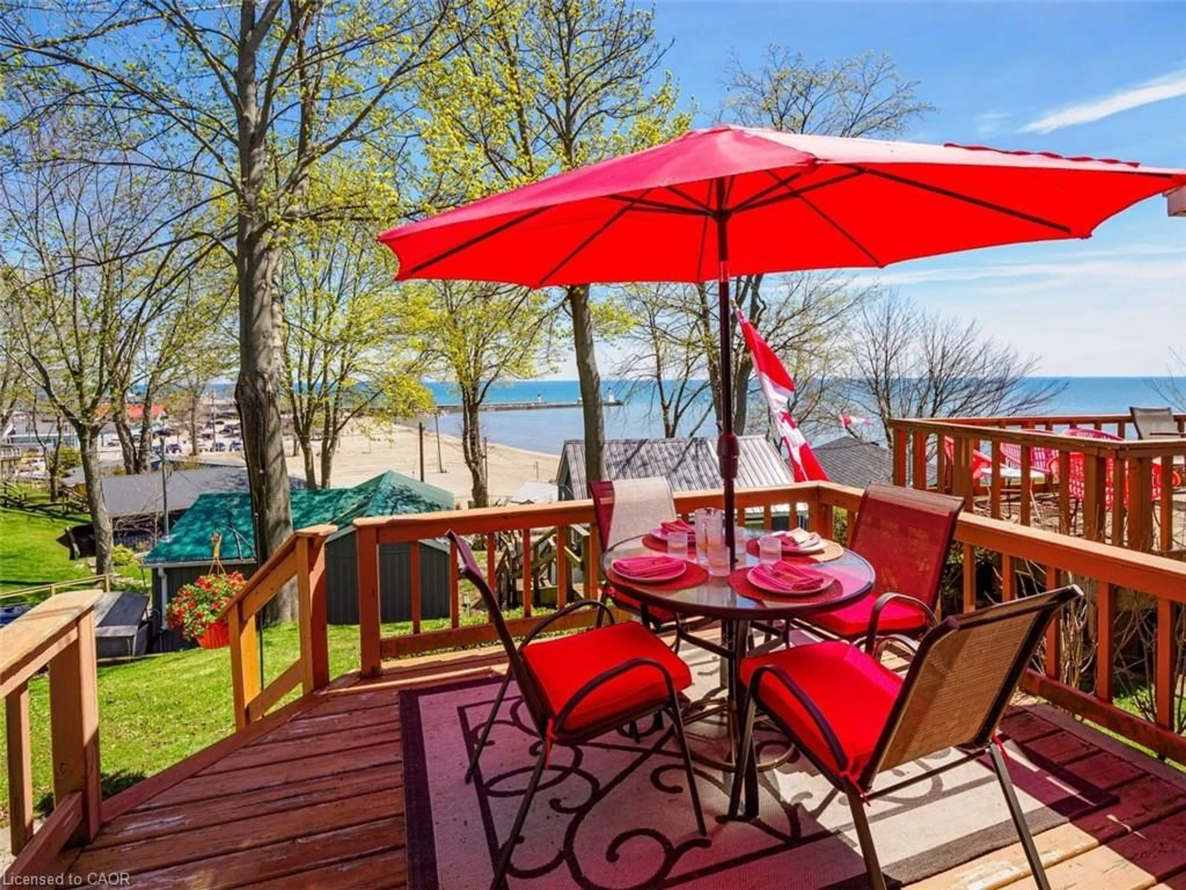 Patio, water/lake/river/ocean view for 17 Bucks Pk, Port Dover Ontario N0A 1N0