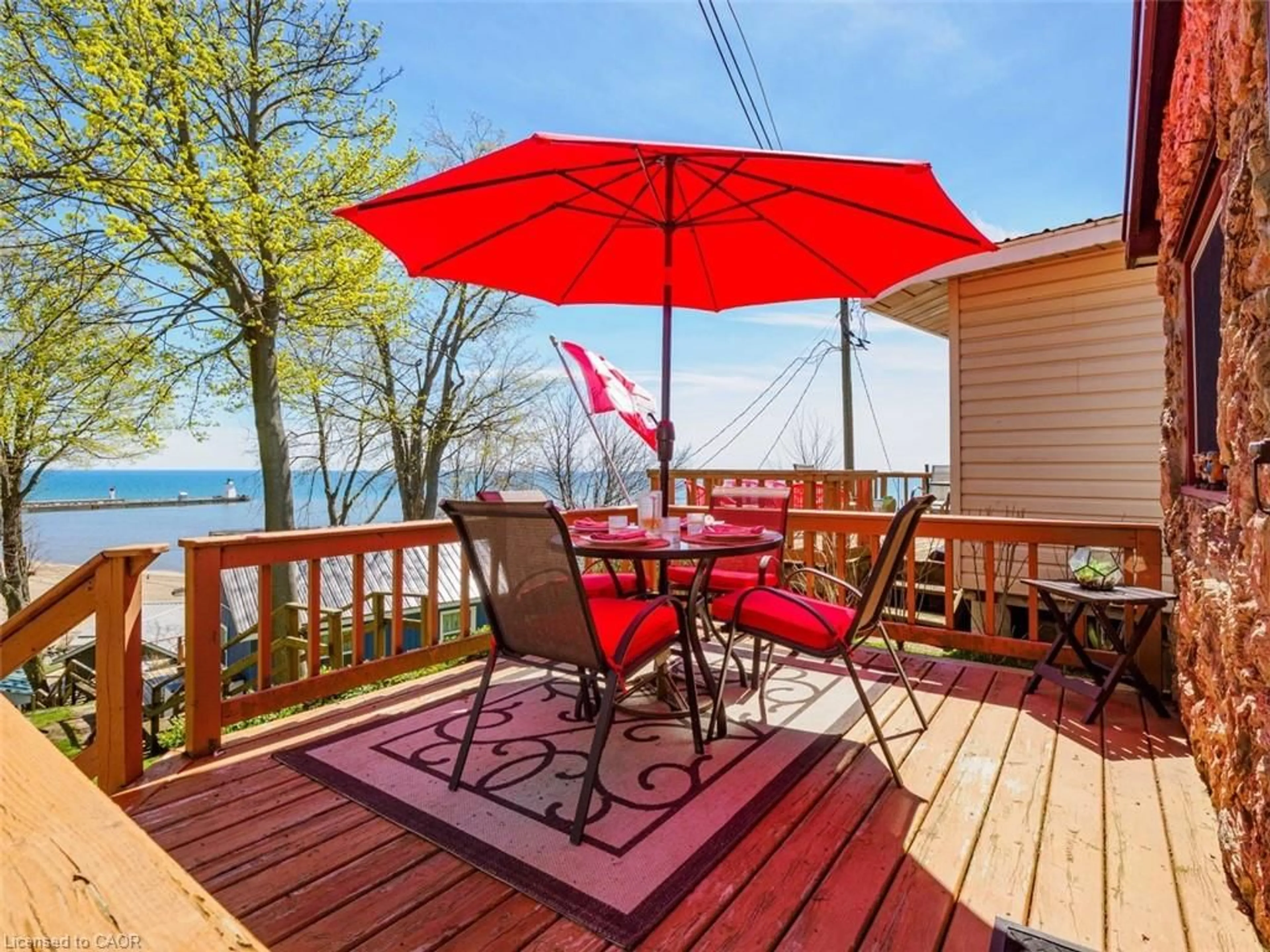 Patio, water/lake/river/ocean view for 17 Bucks Pk, Port Dover Ontario N0A 1N0