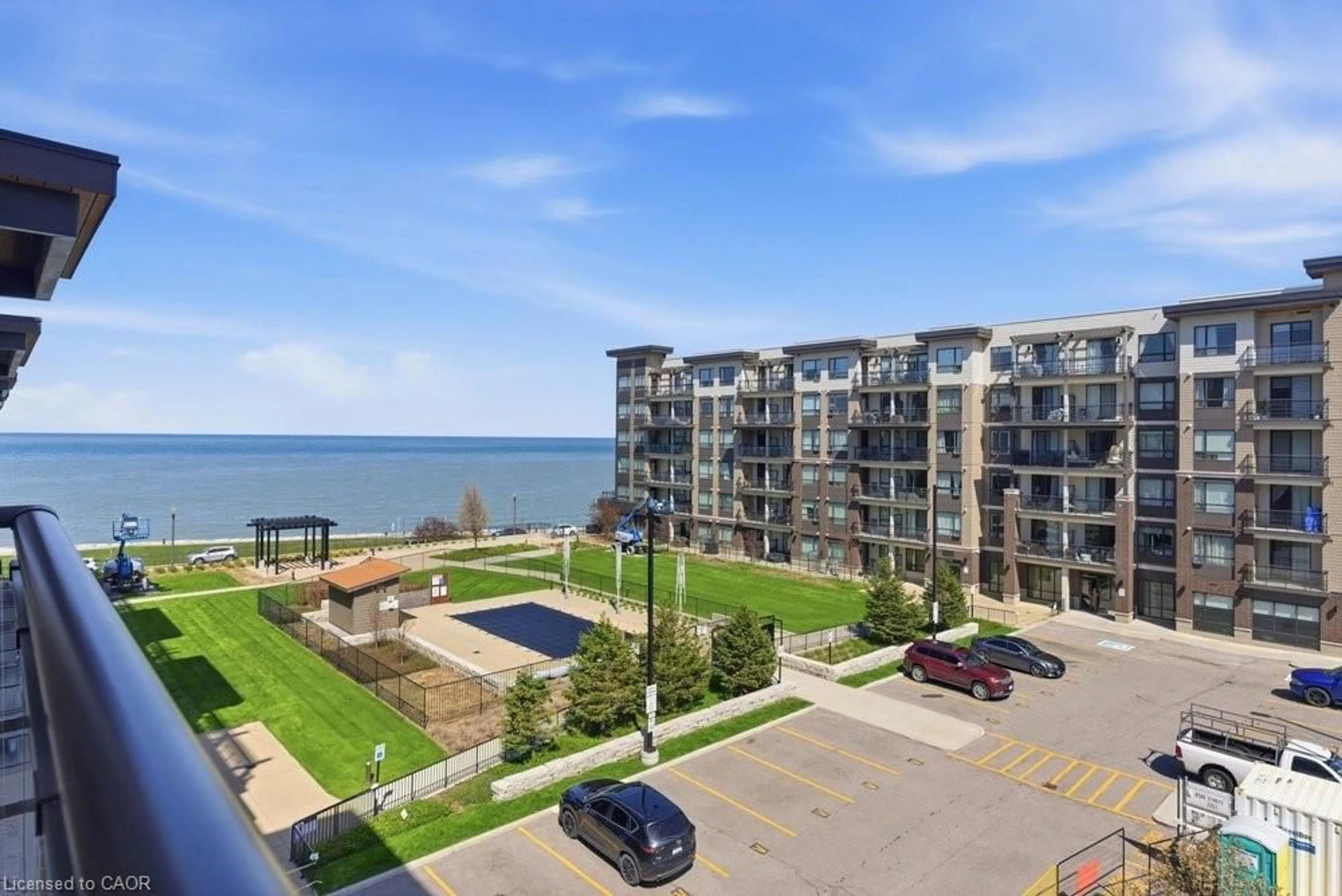 A pic from outside/outdoor area/front of a property/back of a property/a pic from drone, water/lake/river/ocean view for 40 Esplanade Lane #406, Grimsby Ontario L3M 0G9