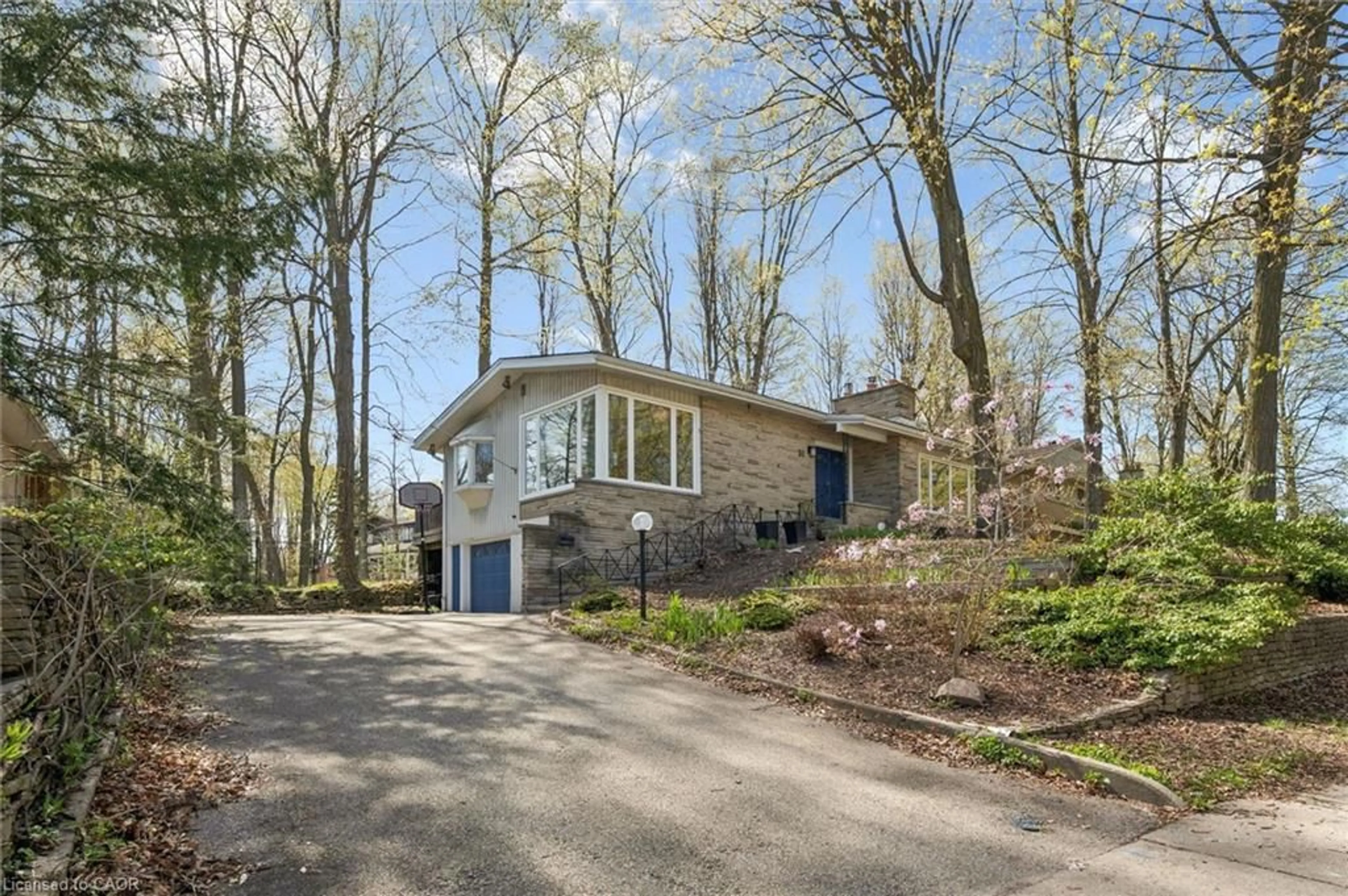 Unknown for 31 Forest Hill Dr, Kitchener Ontario N2M 4G2