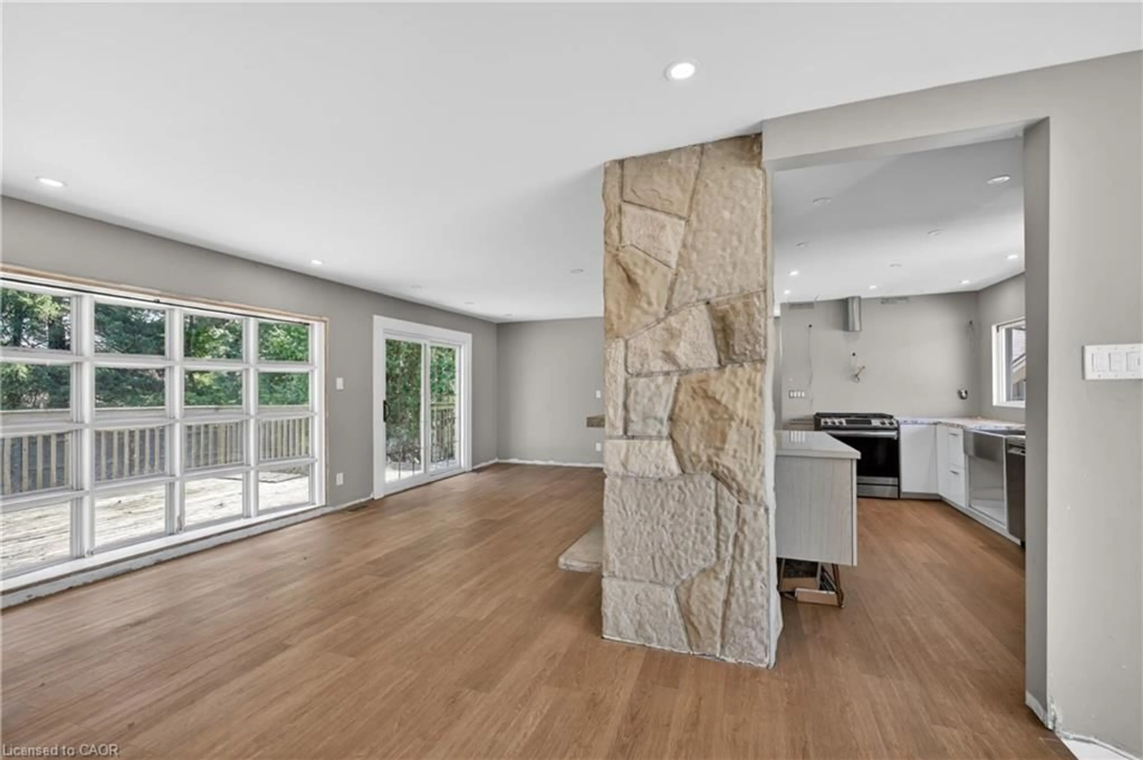 Unknown for 515 Bobbybrook Dr, London Ontario N5X 1G8