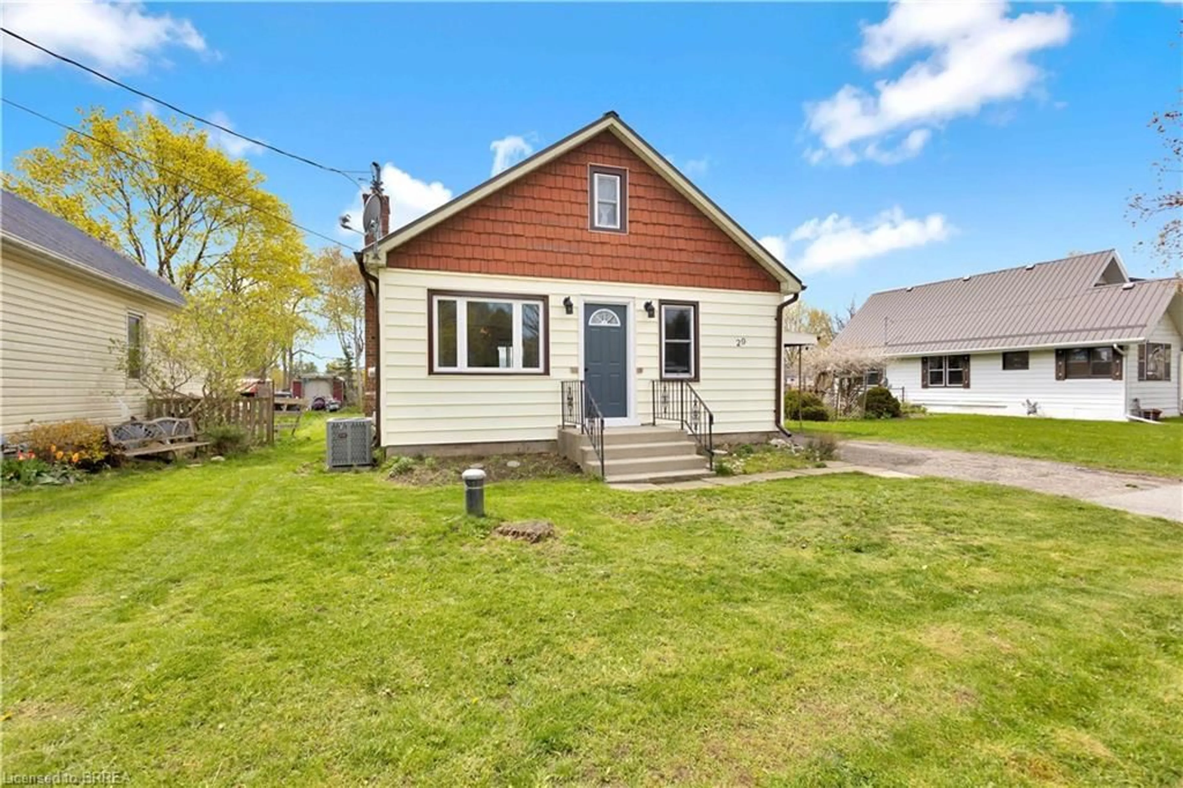 Home with vinyl exterior material, street for 29 Alexander St, Burford Ontario N0E 1A0