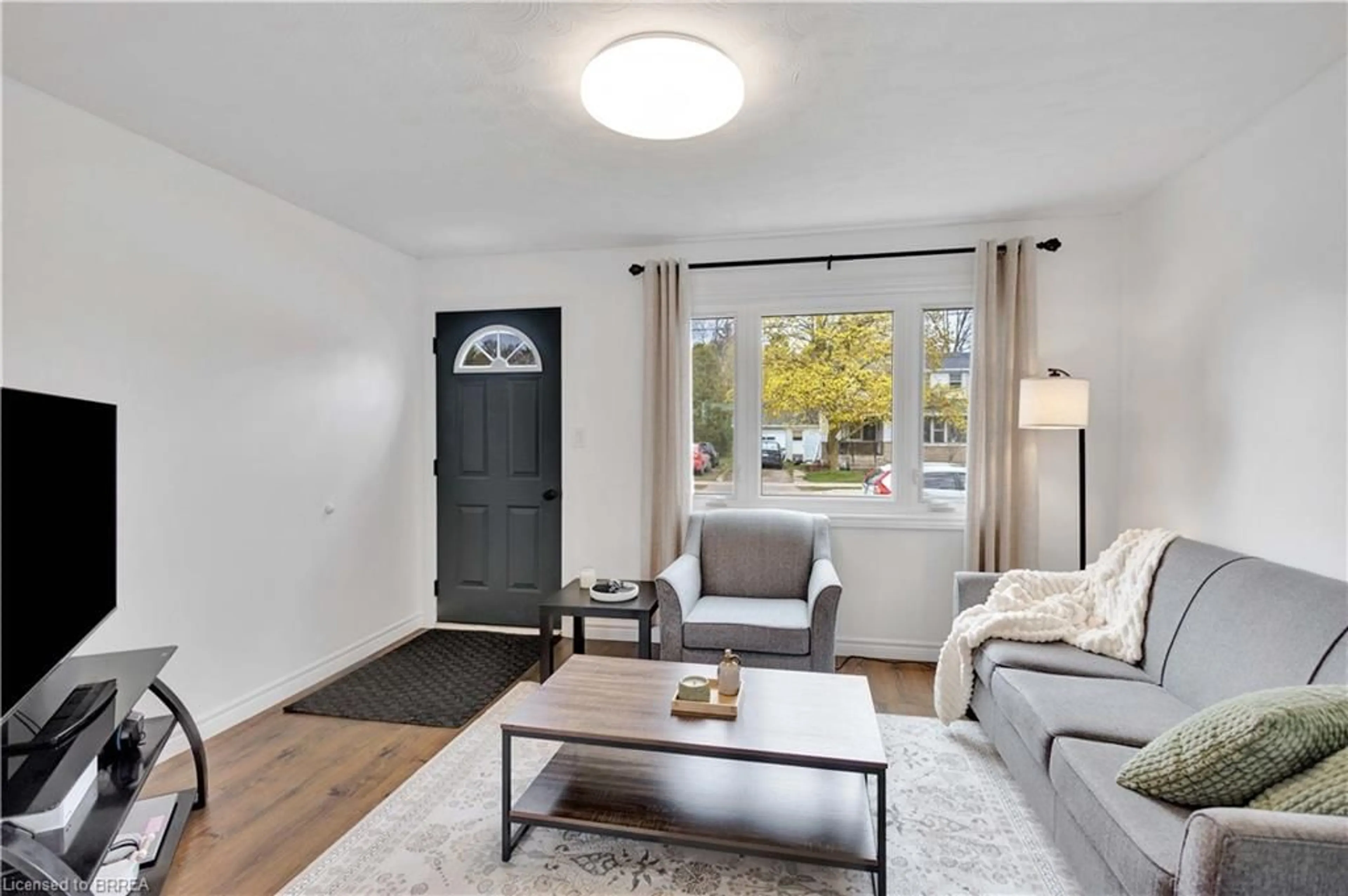 Living room with furniture, unknown for 29 Alexander St, Burford Ontario N0E 1A0