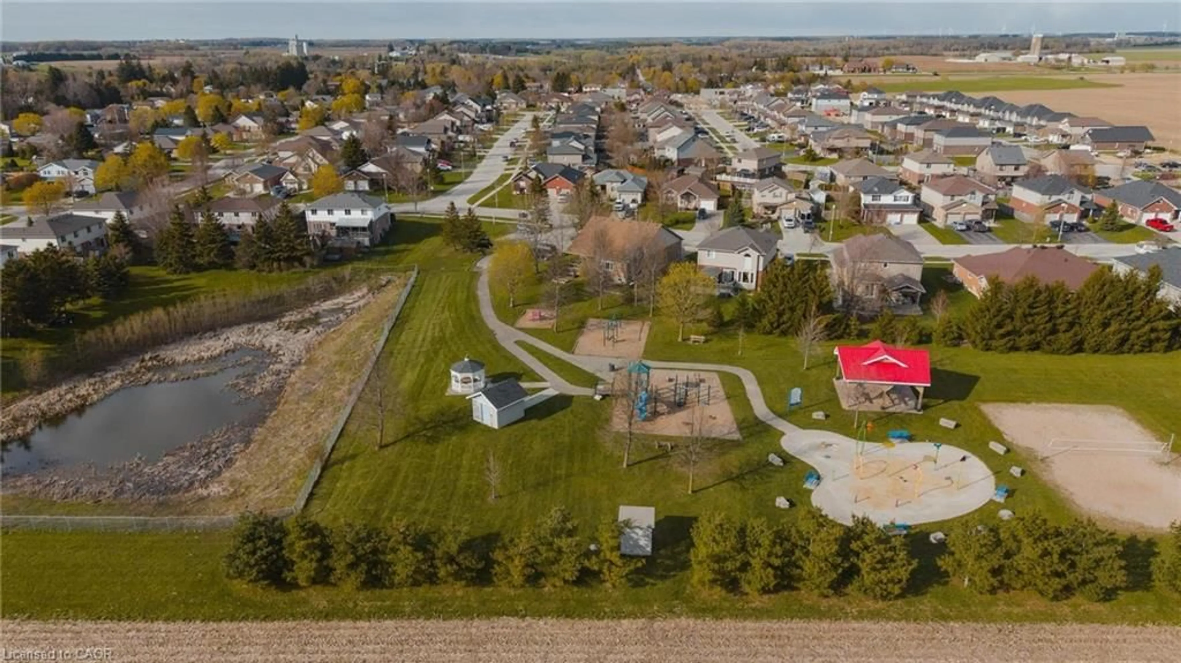 A pic from outside/outdoor area/front of a property/back of a property/a pic from drone, street for 89 Andrews Dr, Drayton Ontario N0G 1P0