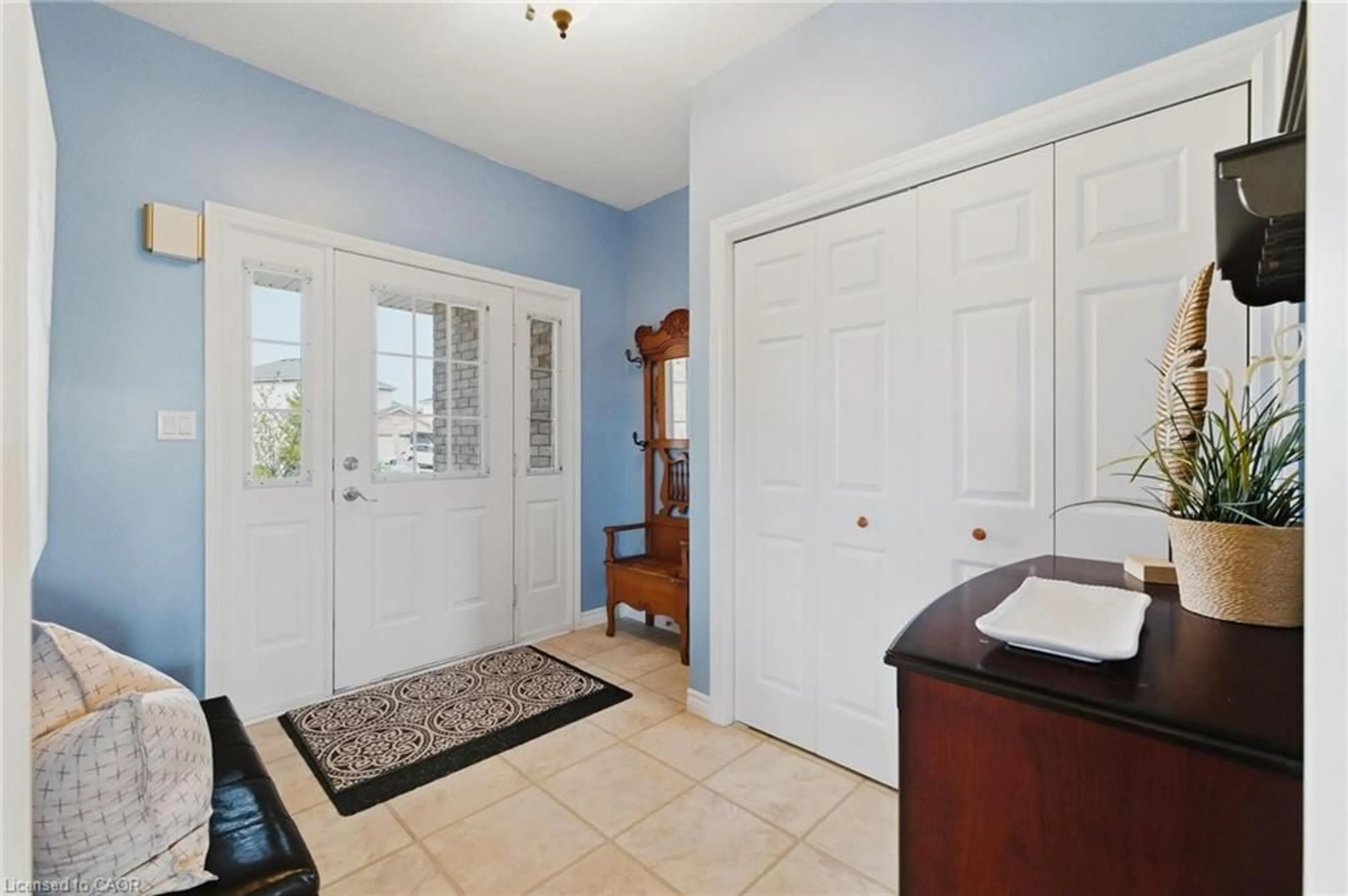 Indoor entryway for 89 Andrews Dr, Drayton Ontario N0G 1P0