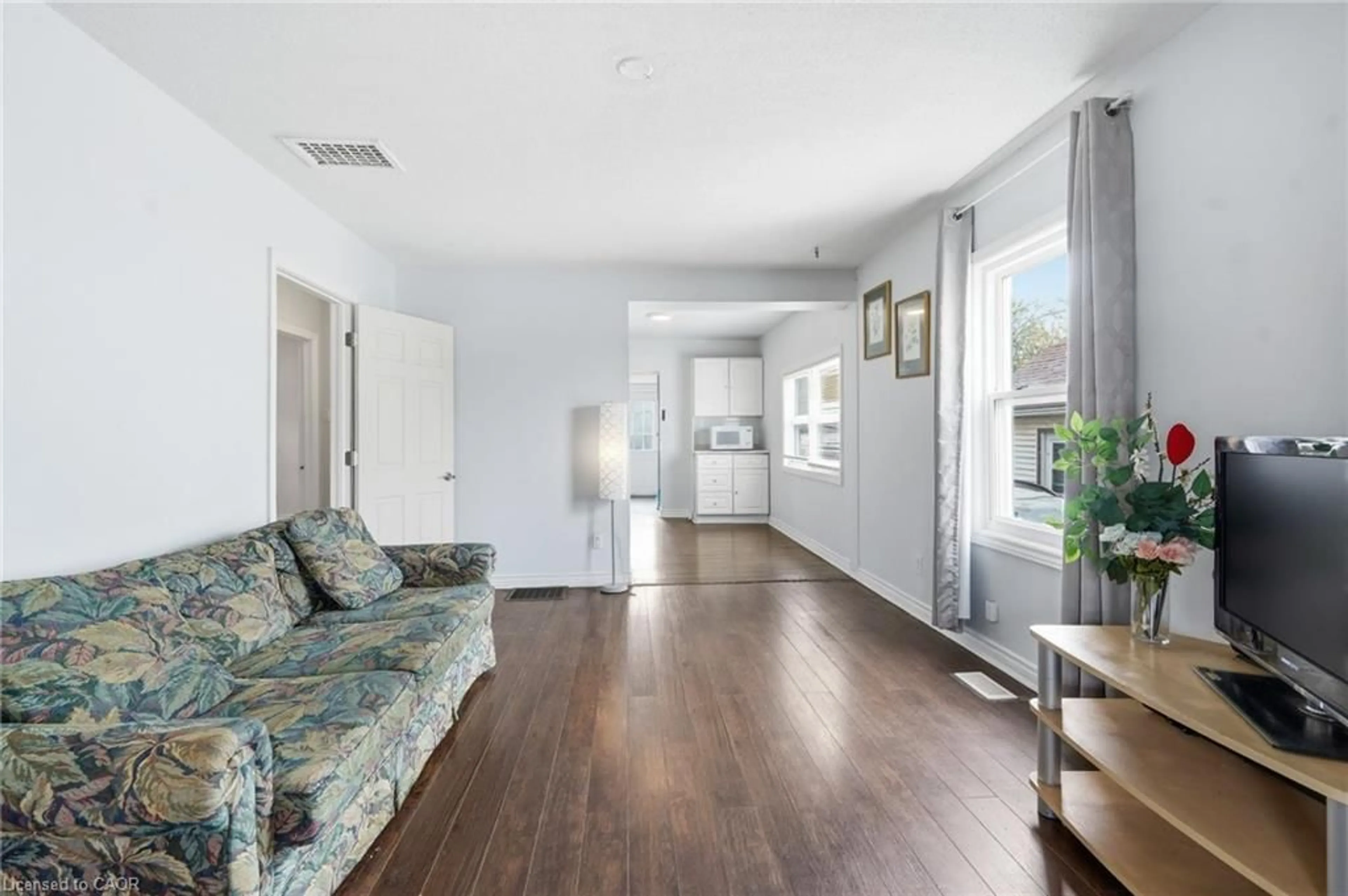 Unknown for 5432 Mcrae St, Niagara Falls Ontario L2E 1R5