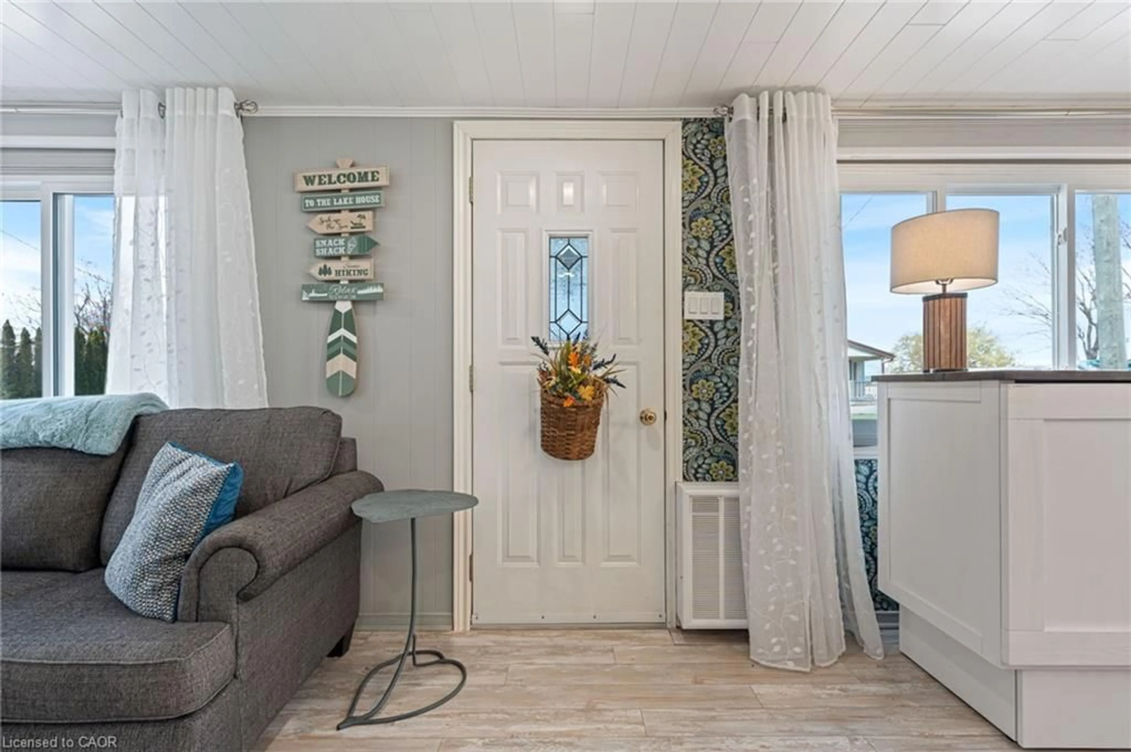 Indoor entryway for 21 Fourth Ave, Long Point Ontario N0E 1M0