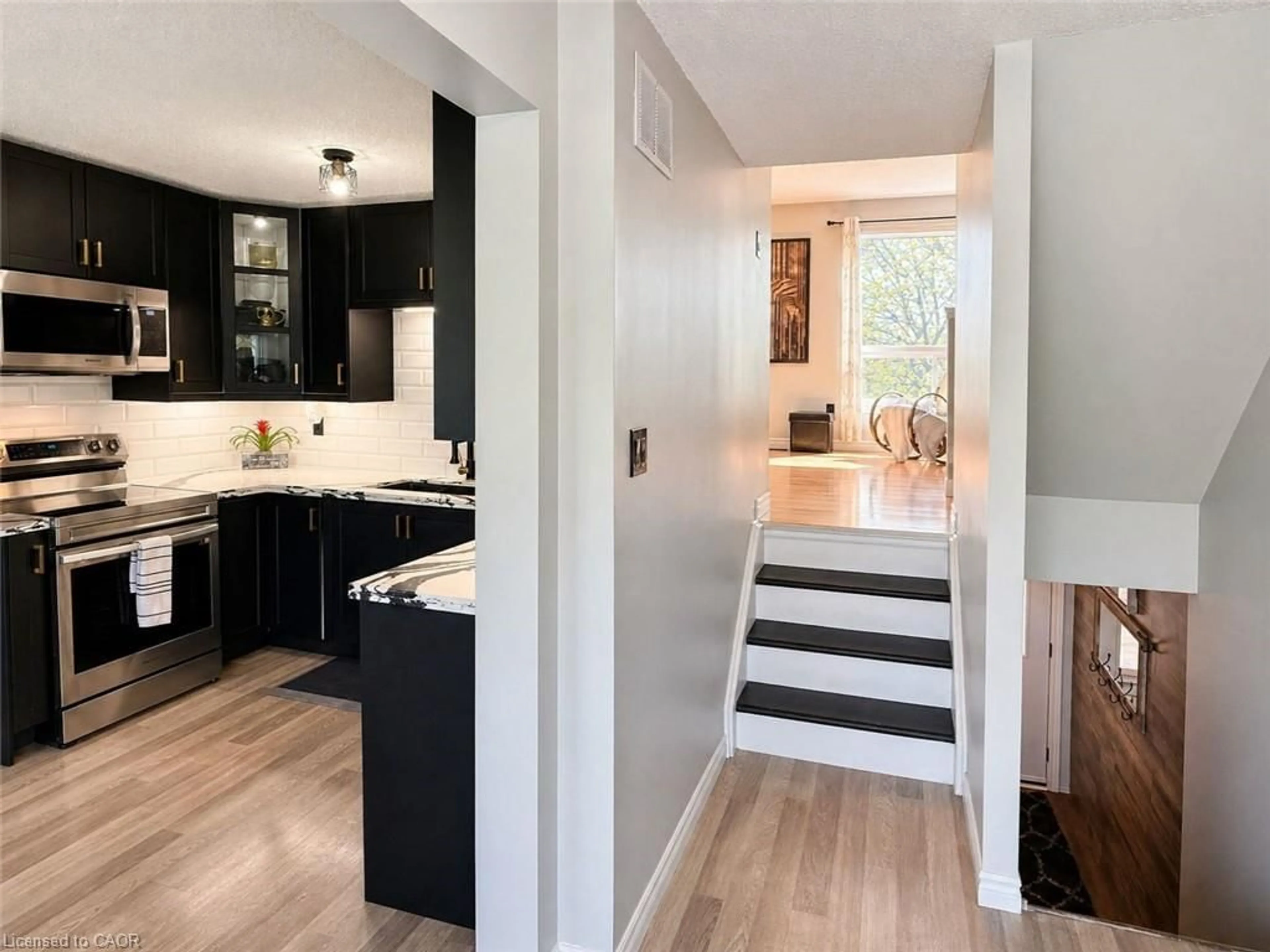 Open concept kitchen, unknown for 11 Queenslea Dr #158, Hamilton Ontario L8W 1T7