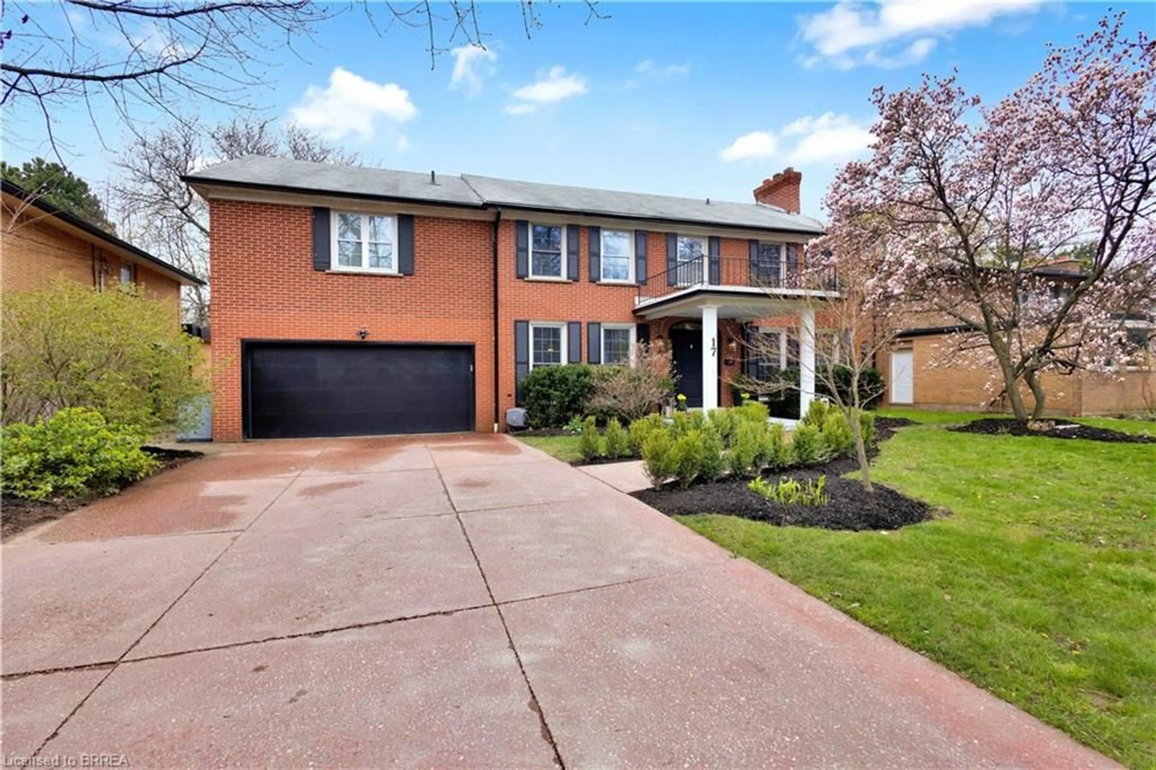 Home with brick exterior material, street for 17 Braemar Pl, Hamilton Ontario L9C 1C9