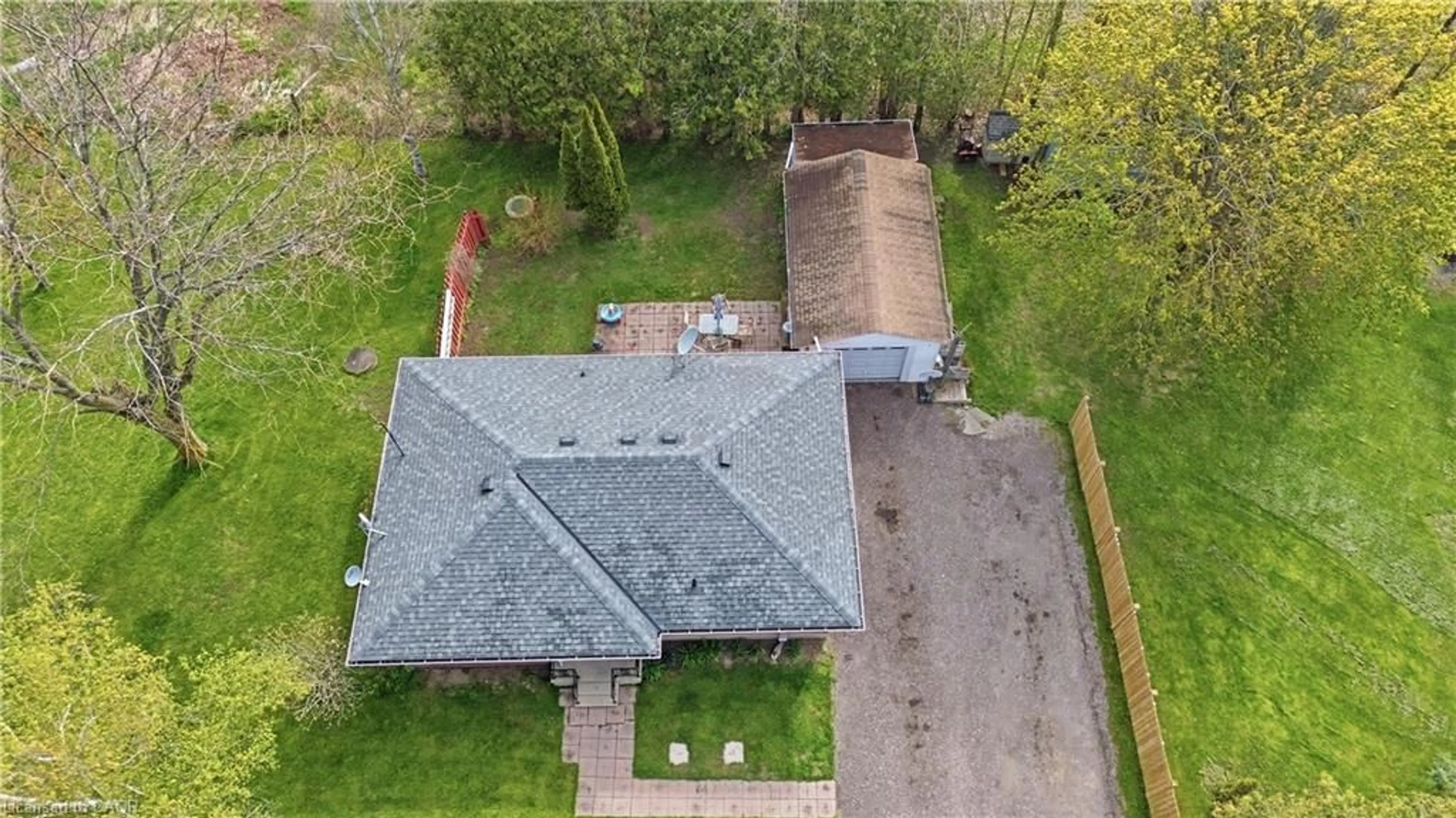 A pic from outside/outdoor area/front of a property/back of a property/a pic from drone, building for 775826 Blandford Rd, Innerkip Ontario N0J 1M0