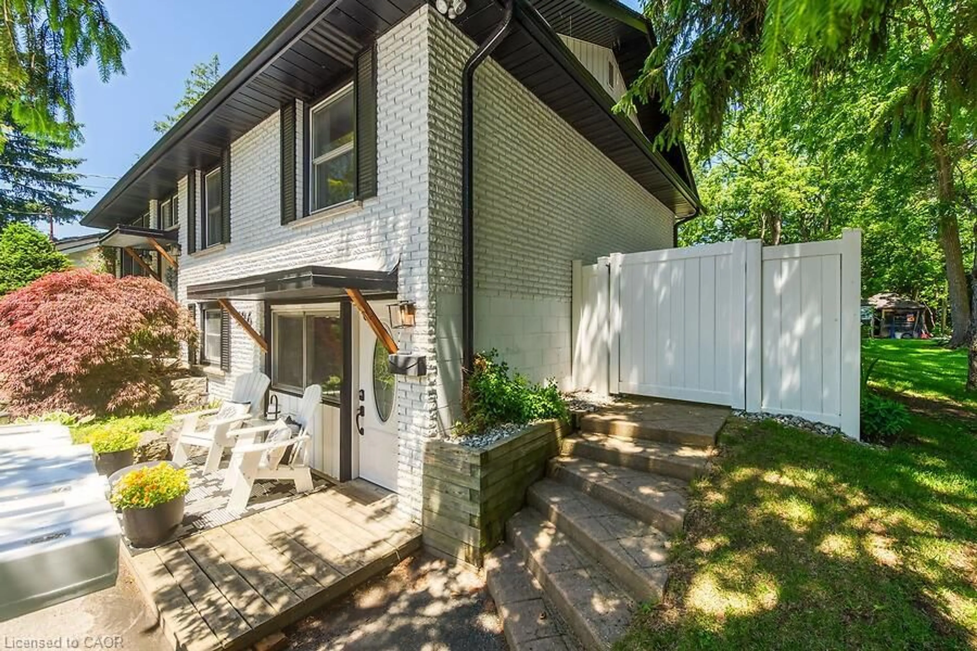 Home with brick exterior material, street for 486 Winniett St, Caledonia Ontario N3W 1E4