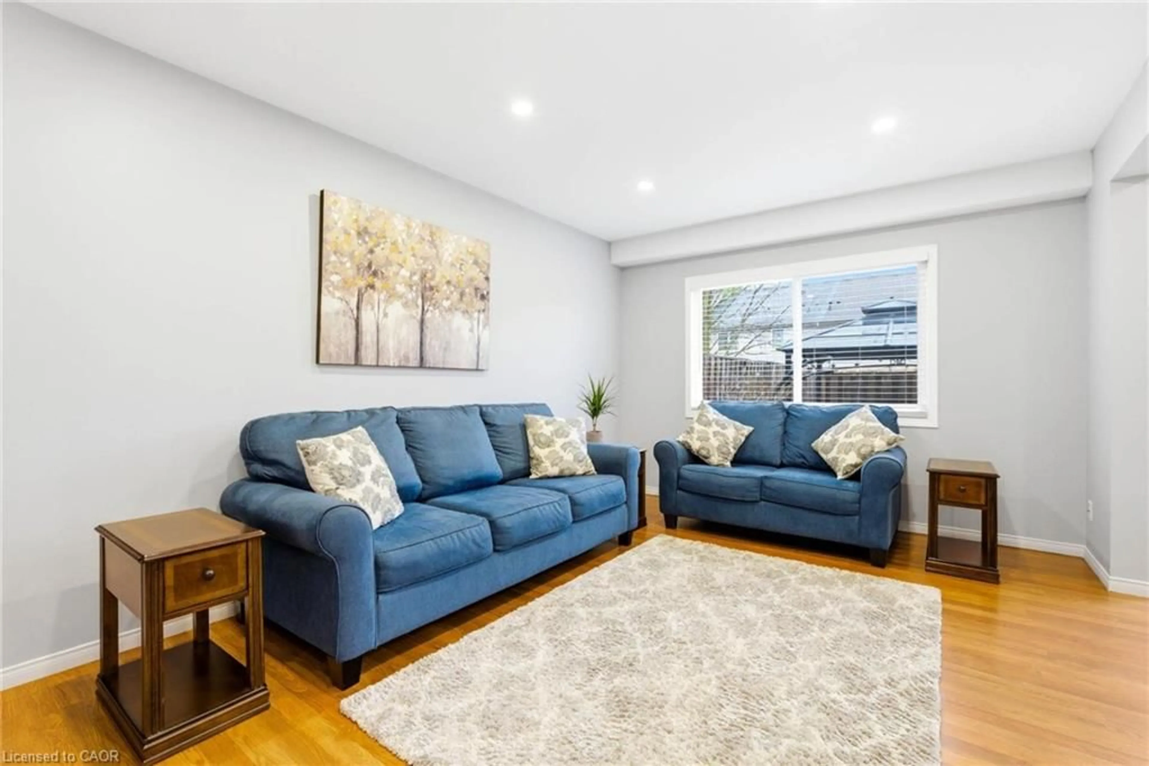 Living room with furniture, unknown for 30 Bryan Crt #4, Kitchener Ontario N2A 4J5