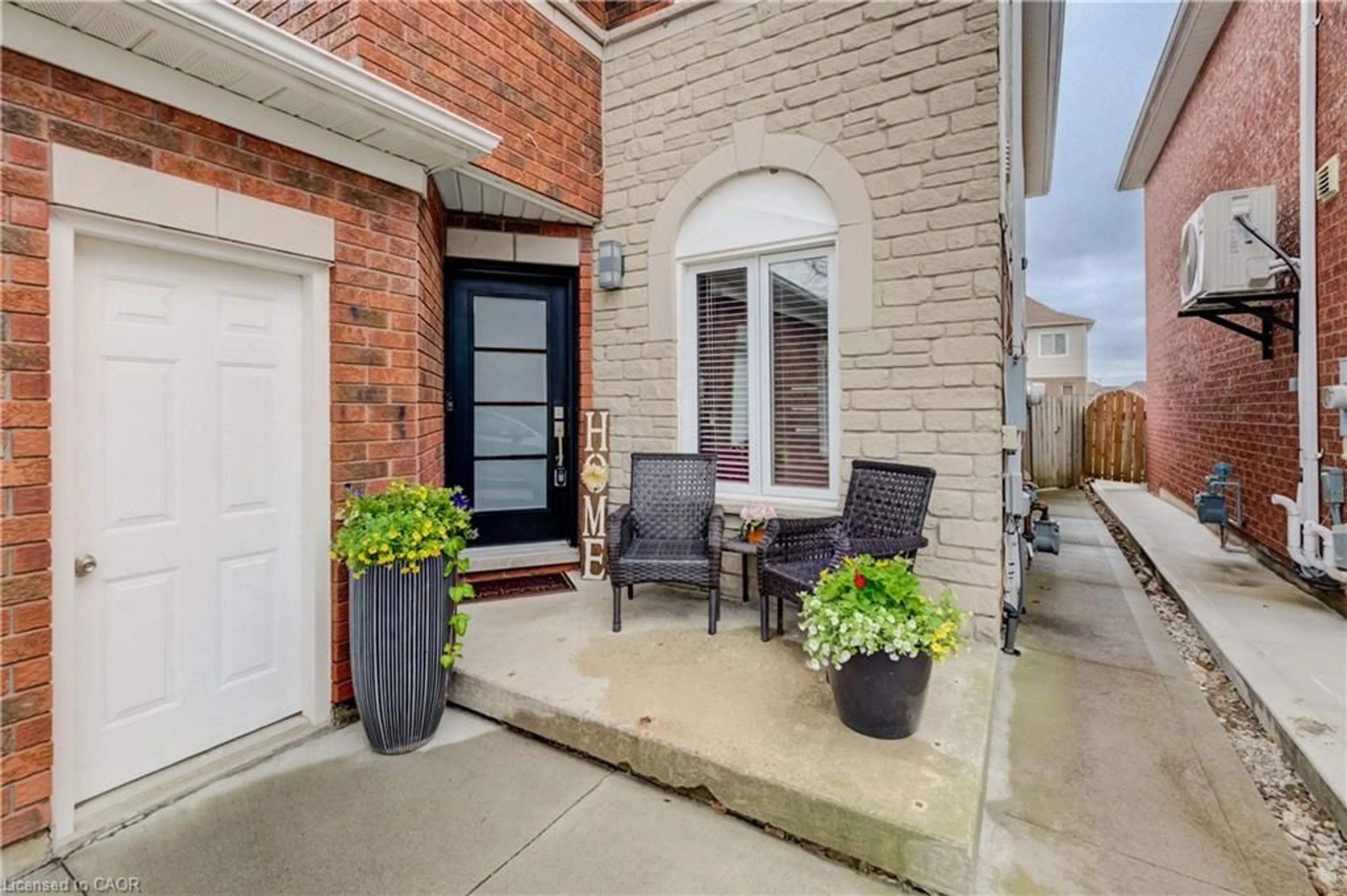 Unknown for 101 Essex Point Dr, Cambridge Ontario N1T 1W6