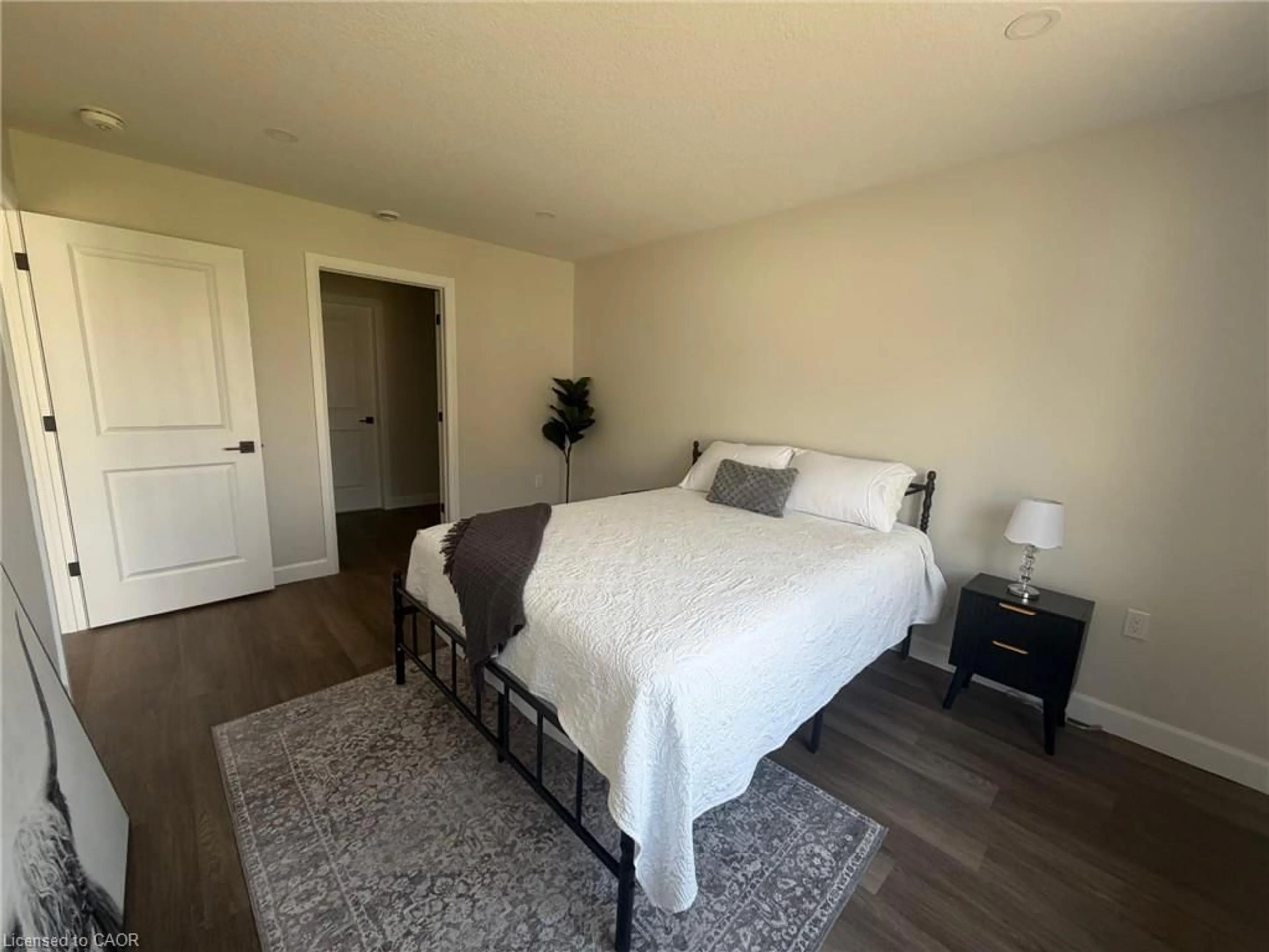 A pic of a room for 204 Elgin St, Palmerston Ontario N0G 2P0