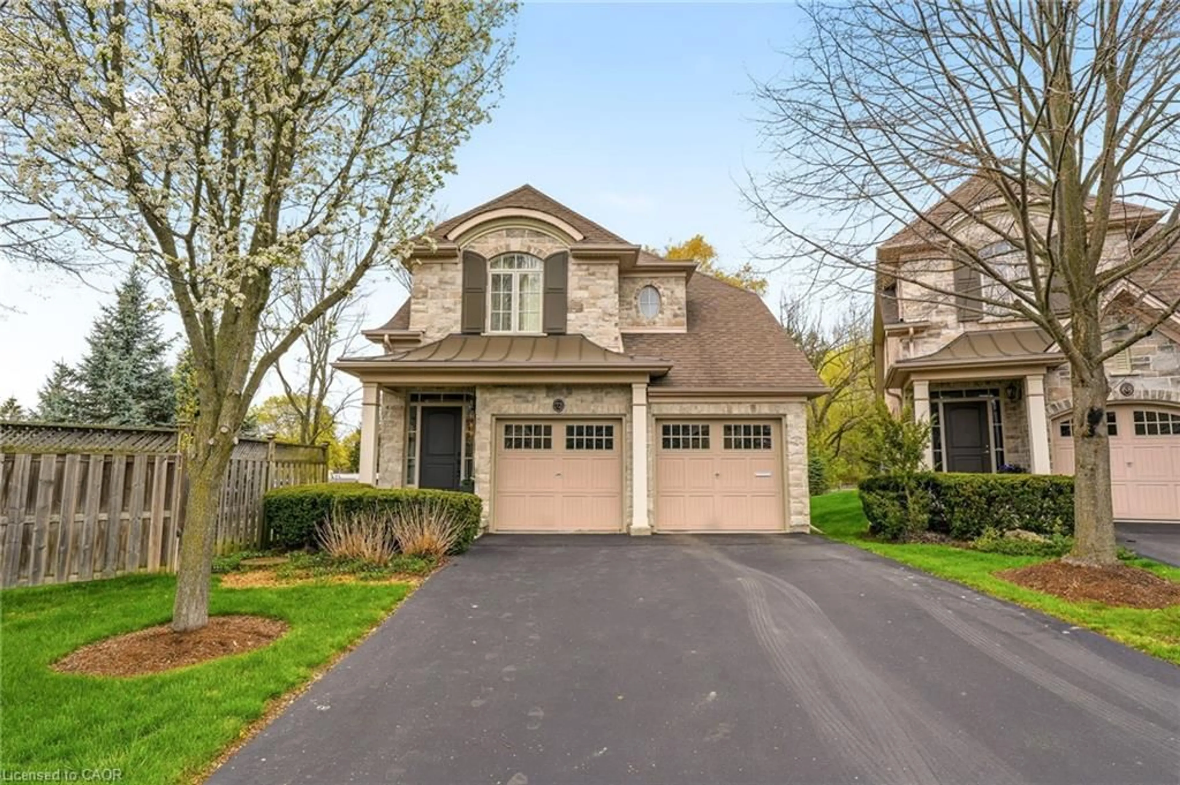 Home with brick exterior material, street for 72 Mcgrath Crt, Dundas Ontario L9H 0A5
