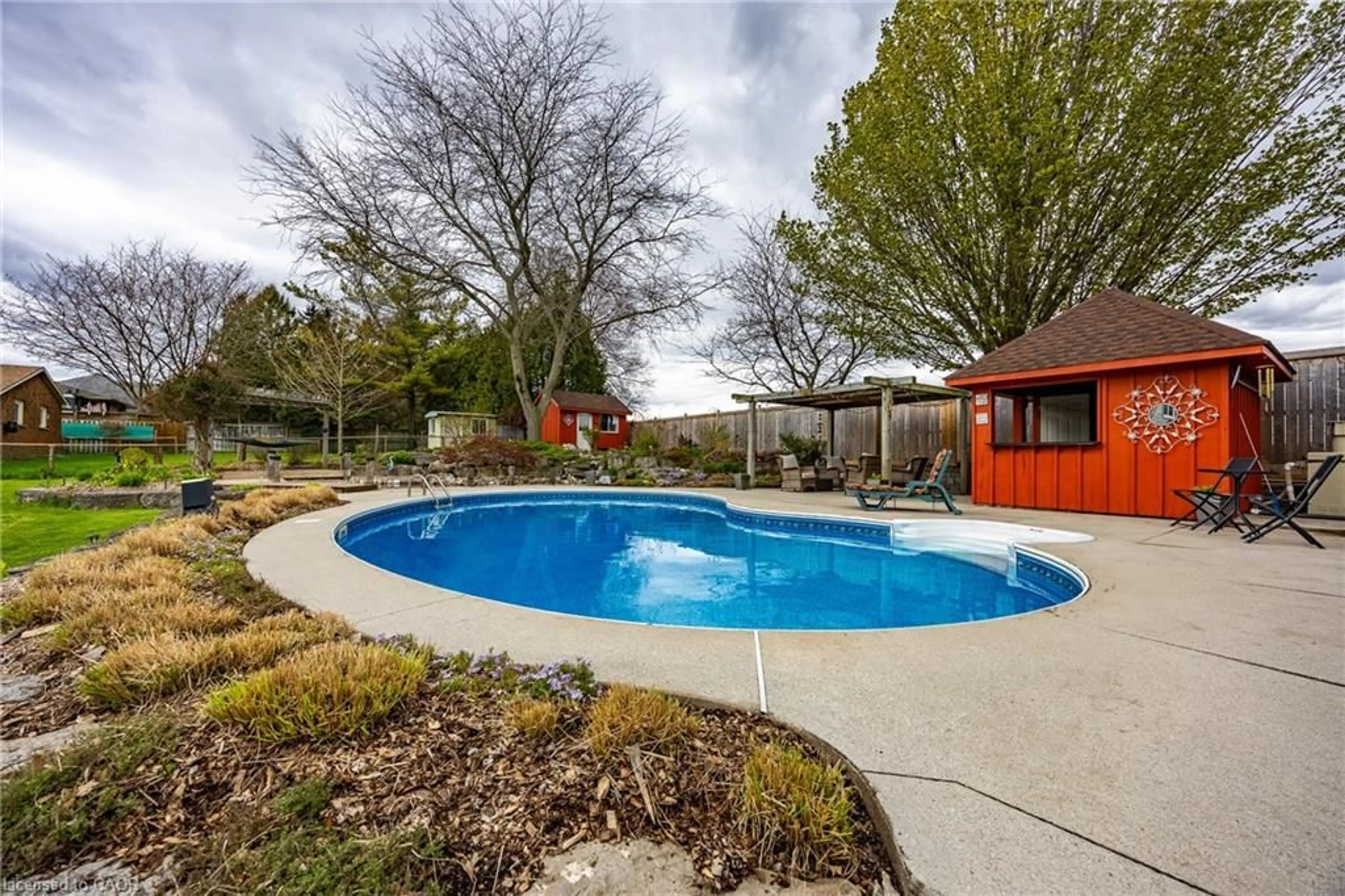 Pool for 47 Evergreen Hill Rd, Simcoe Ontario N3Y 1B7