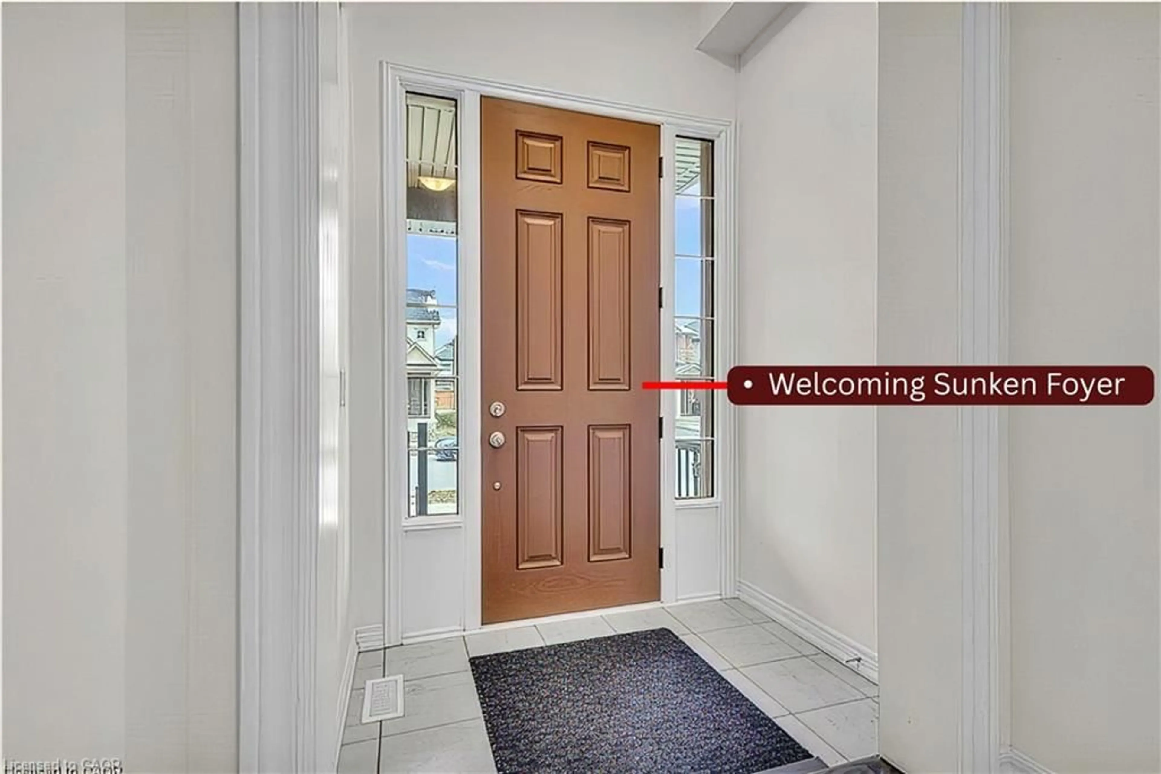 Indoor entryway for 10 Georgina St, Kitchener Ontario N2R 0S6