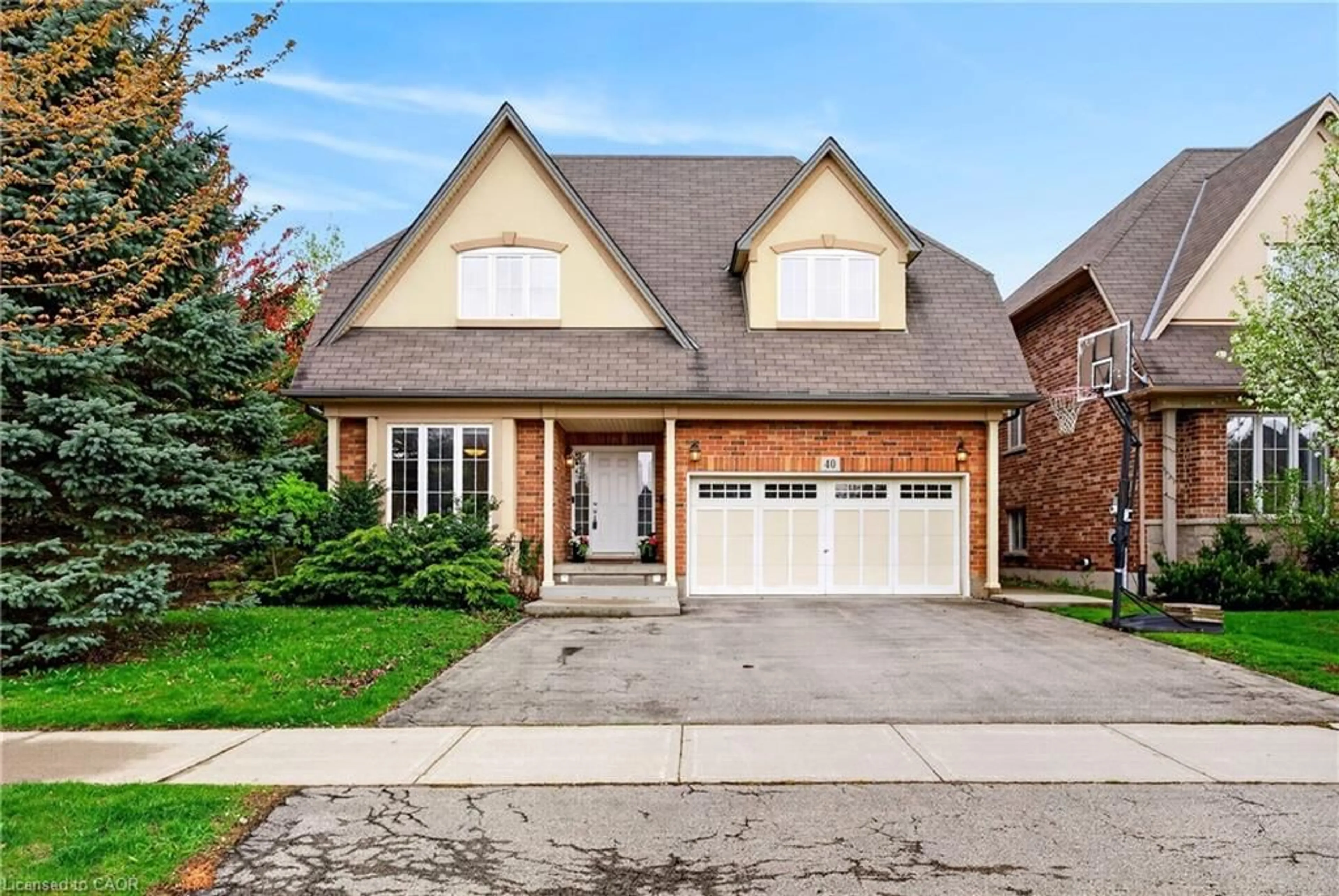 Home with brick exterior material, street for 40 Maplevale Dr, Ancaster Ontario L9G 0C5