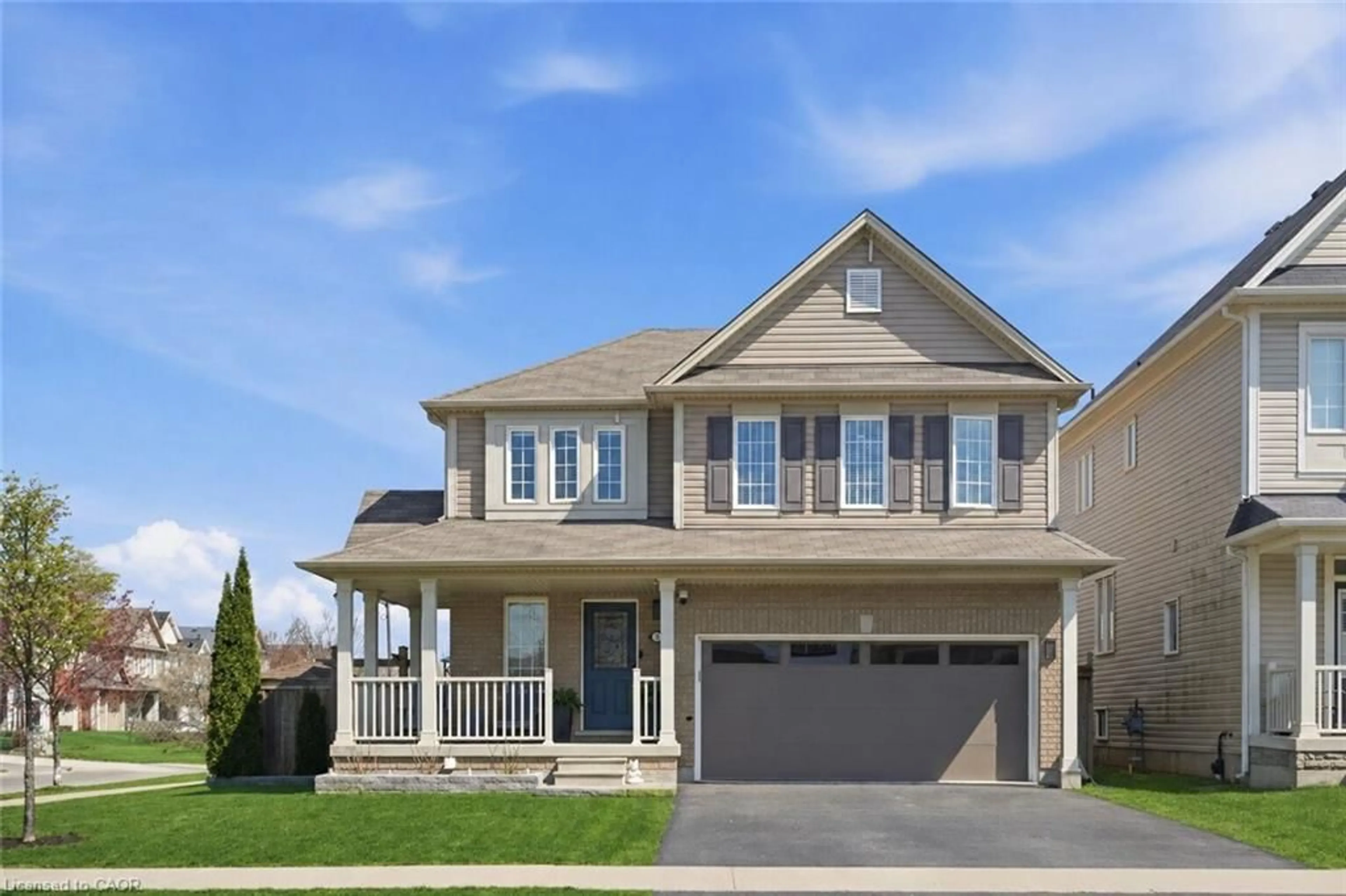 Home with vinyl exterior material, street for 3 Cleghorn Dr, Binbrook Ontario L0R 1C0