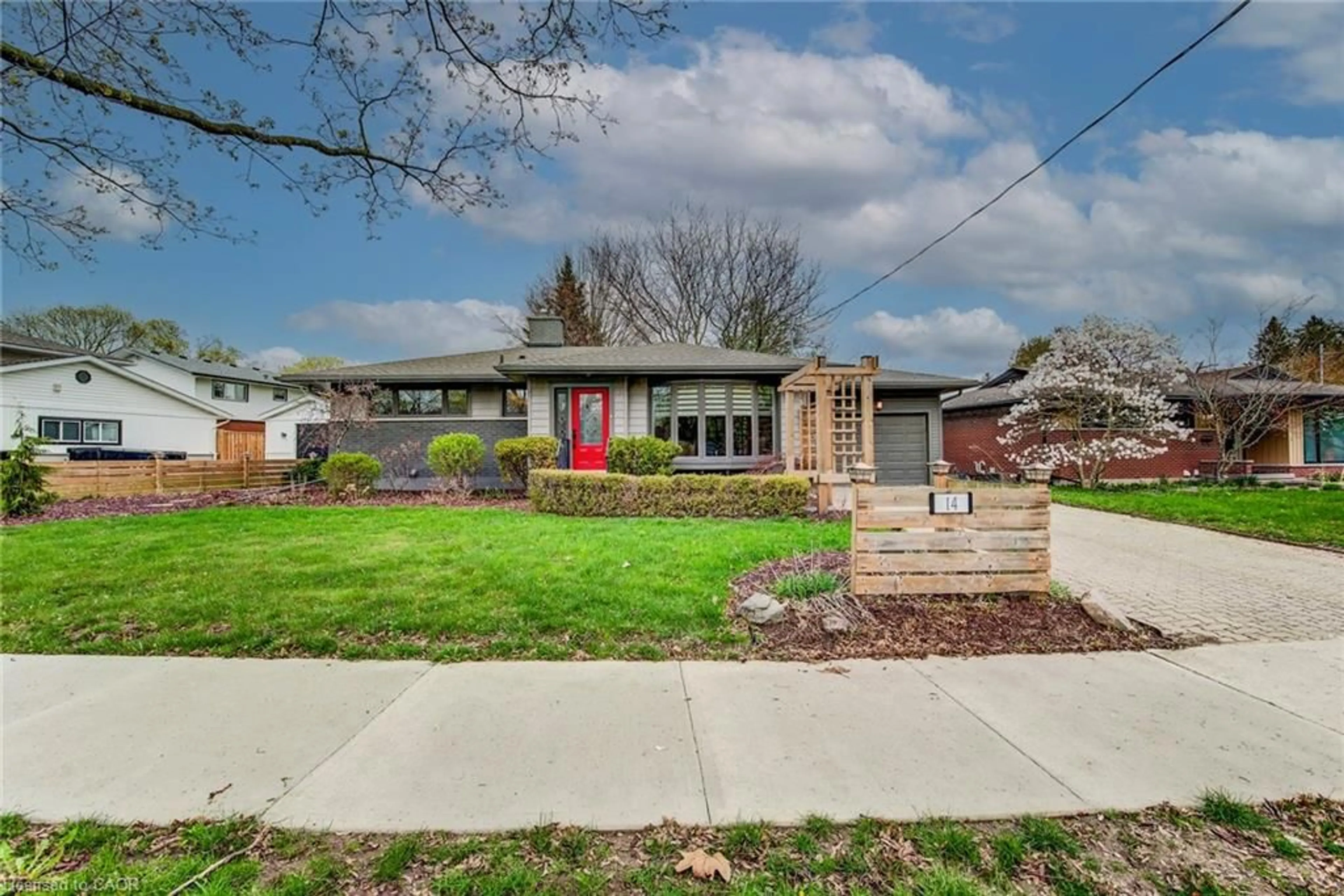 Home with brick exterior material, street for 14 Graystone Ave, Kitchener Ontario N2M 4T1