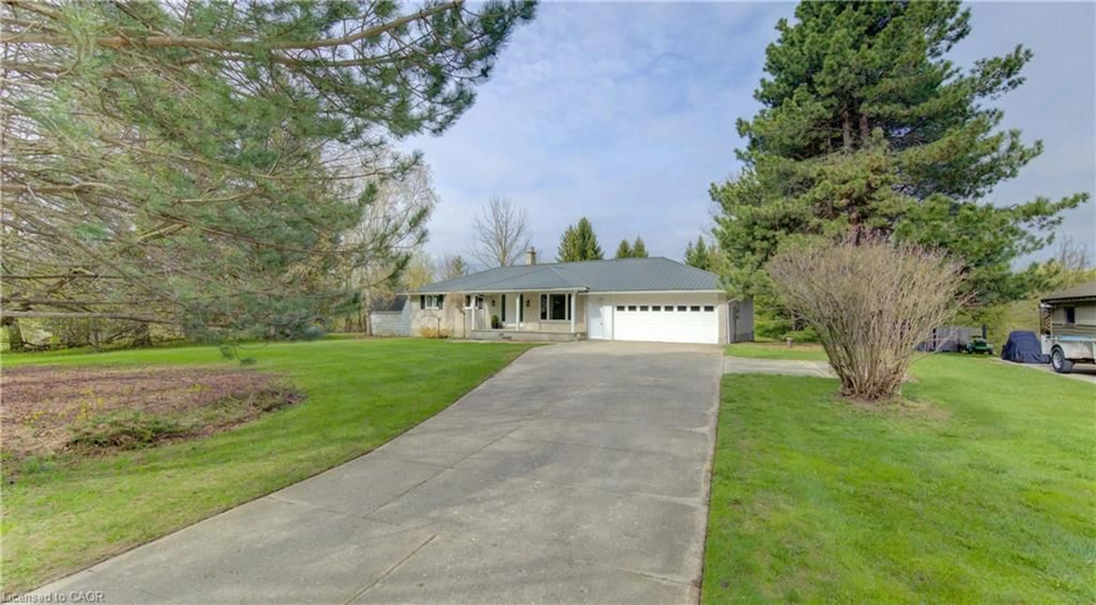 Unknown for 5554 King St, Nithburg Ontario N0B 2T0