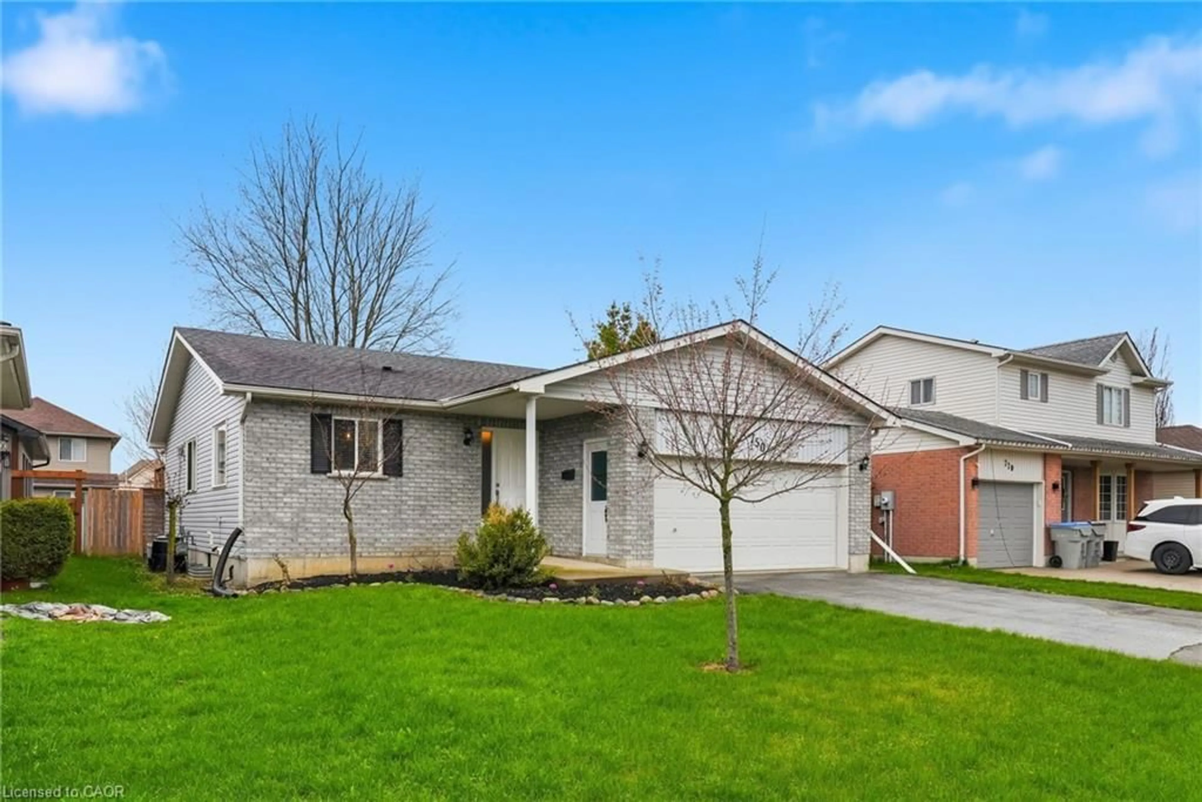 Home with vinyl exterior material, street for 750 Lavery St, Listowel Ontario N4W 3T4
