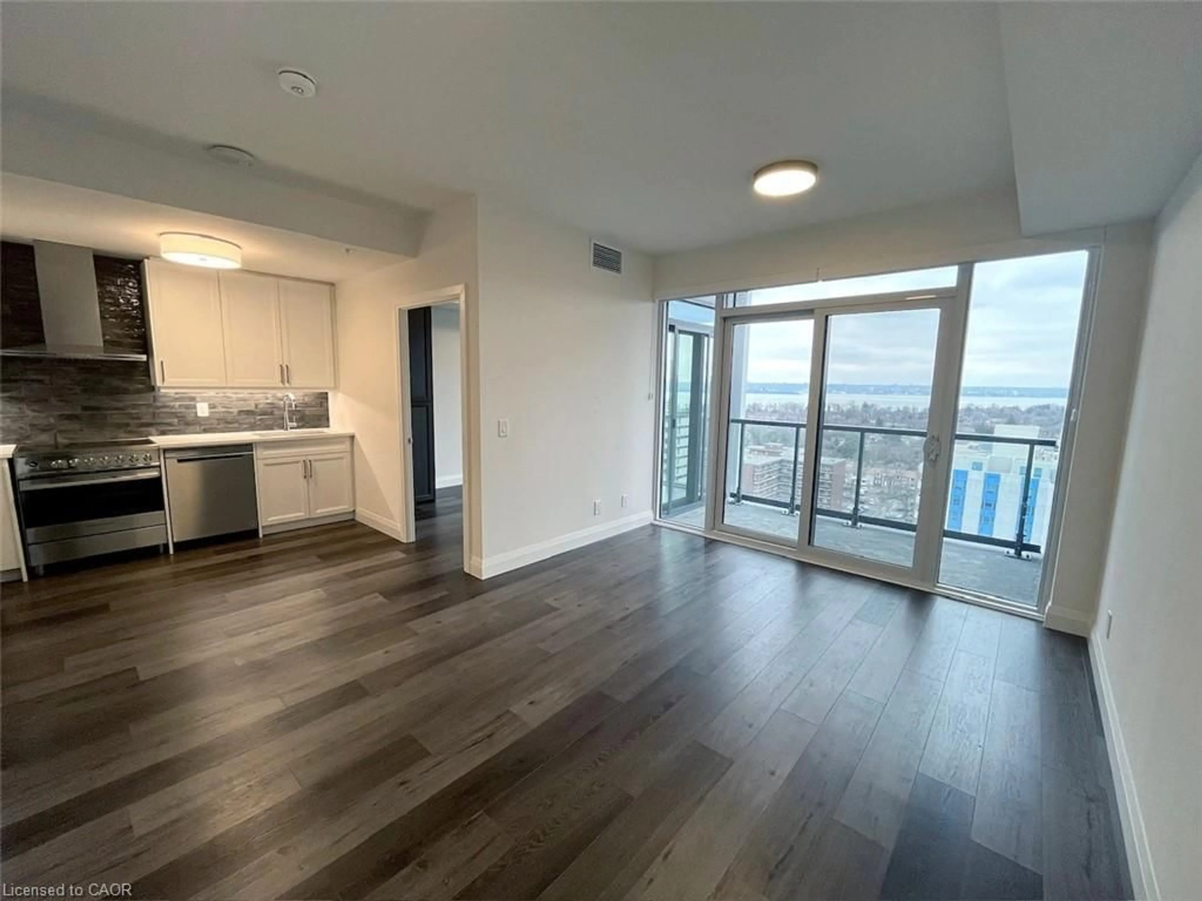 A pic of a room for 500 Brock Ave #1501, Burlington Ontario L7S 0A5