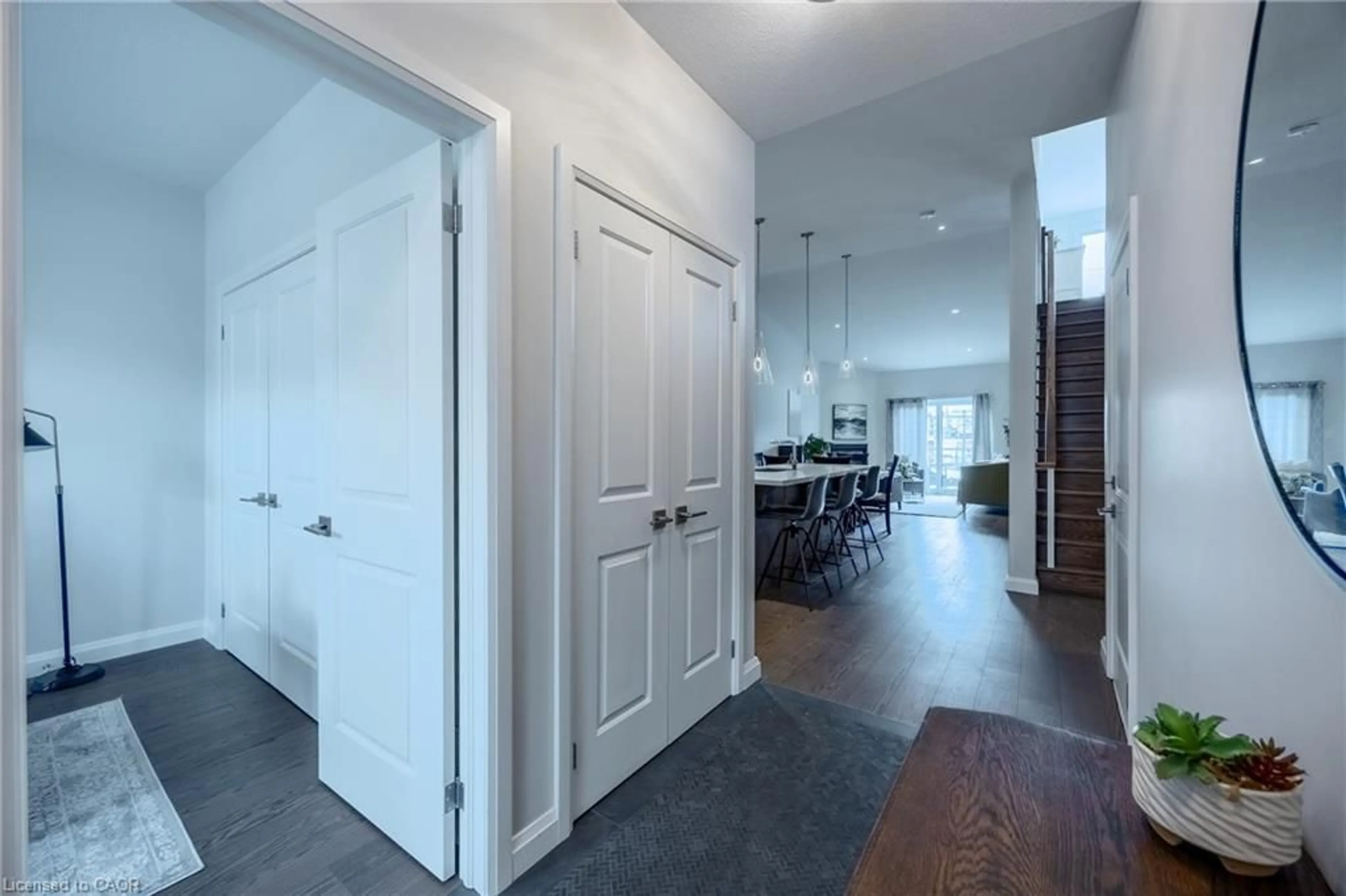 Indoor entryway for 5 Old Hamilton Rd #7, Port Dover Ontario N0A 1N7