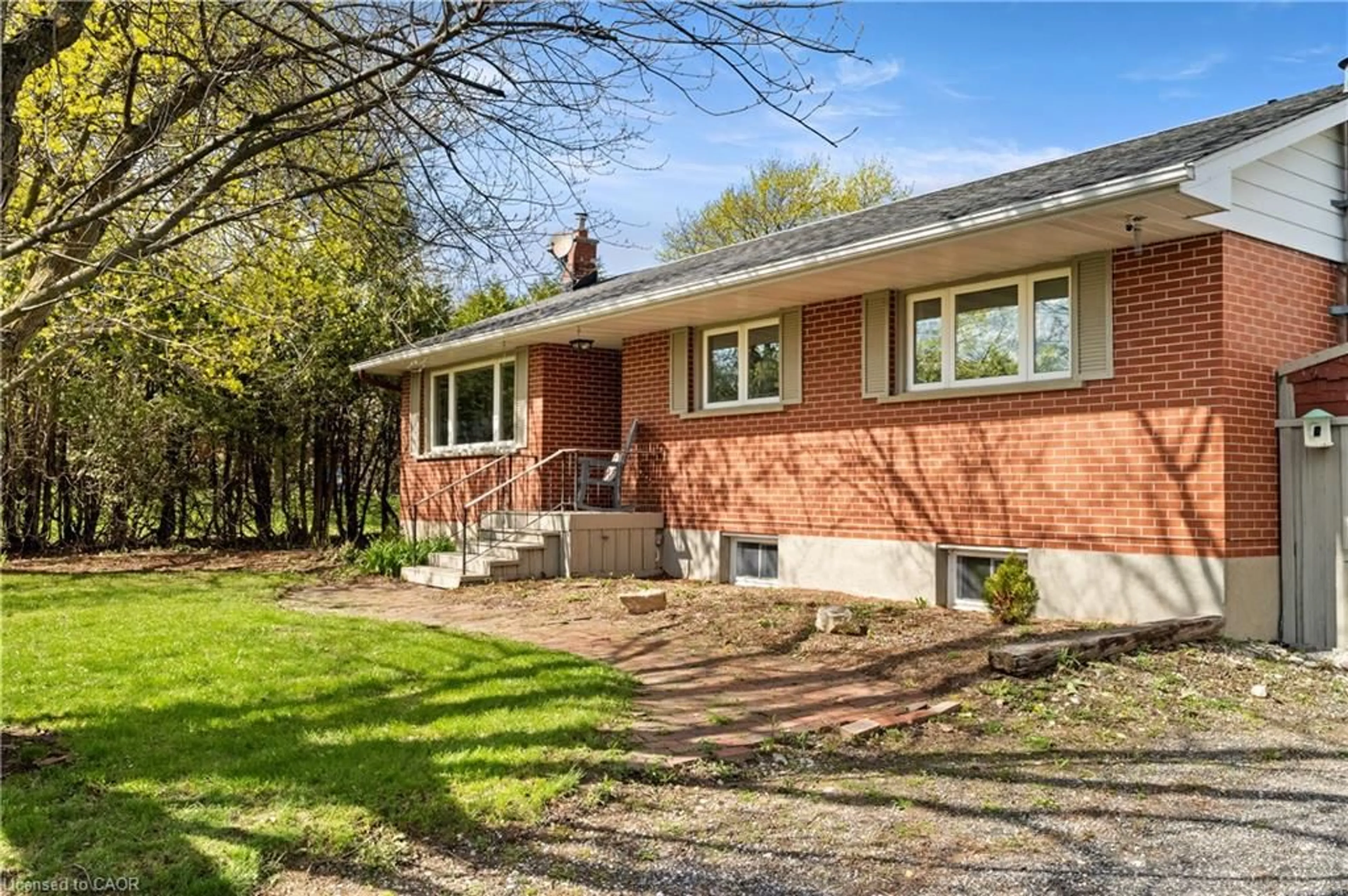 Home with brick exterior material, street for 5373 Wellington Rd 29, Guelph/Eramosa Ontario N0B 2K0